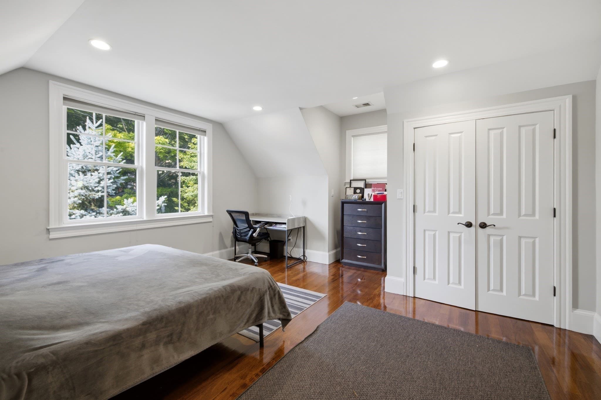 Single Family Residence at 8 Longmeadow Rd, Newton MA 02459, Newton, photo 28 of 41