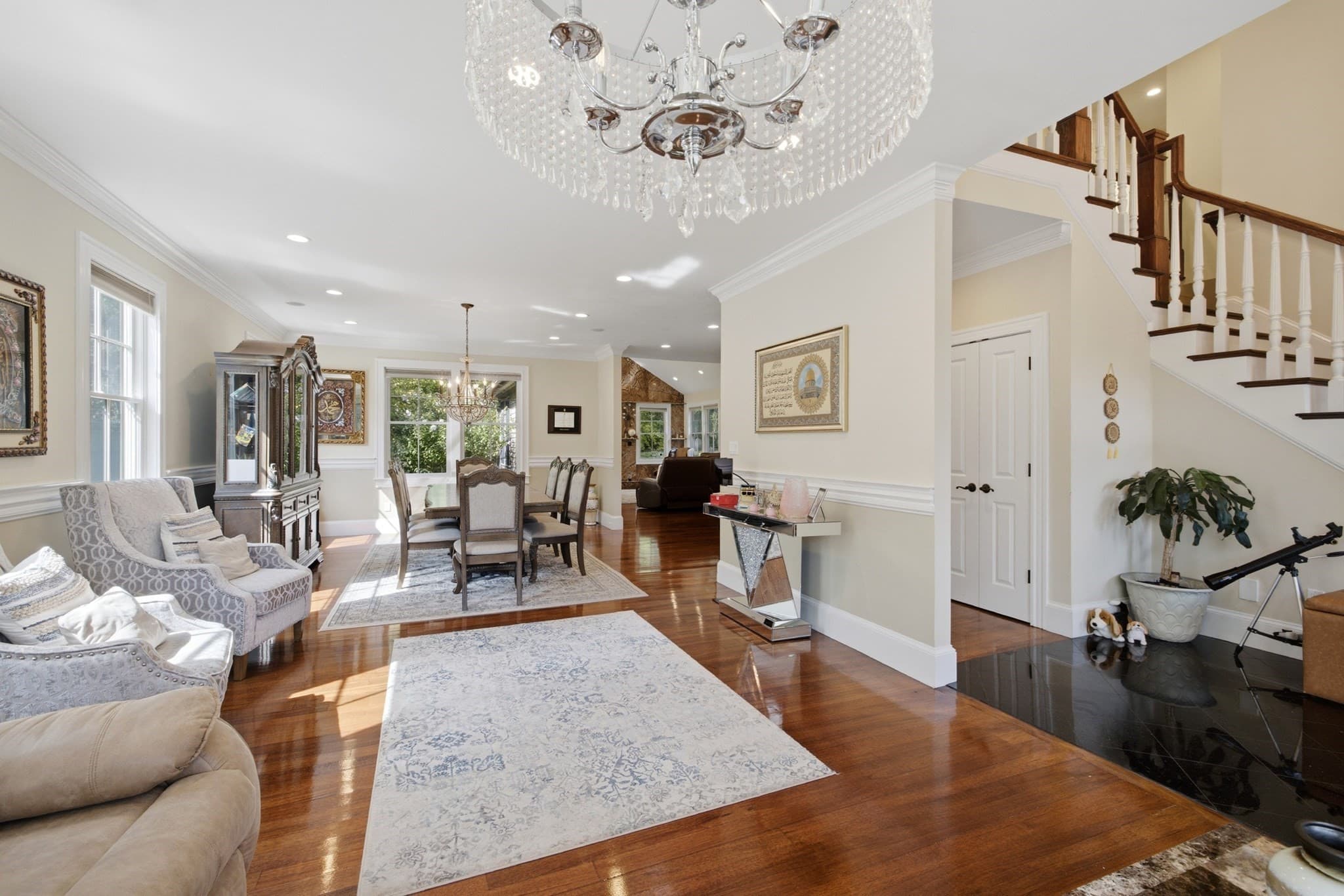 Single Family Residence at 8 Longmeadow Rd, Newton MA 02459, Newton, photo 5 of 41