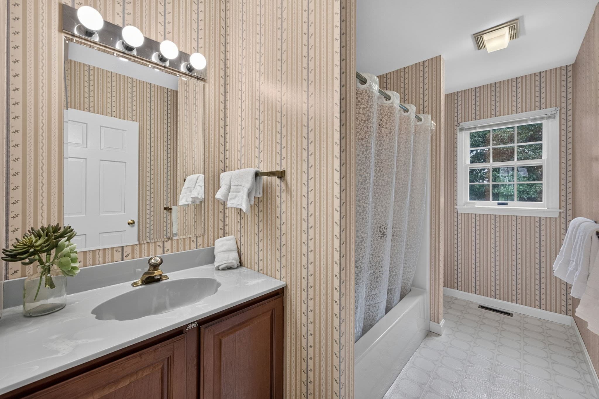 Single Family Residence at 114 Quivet Dr., Dennis MA 02641, Dennis, photo 30 of 42