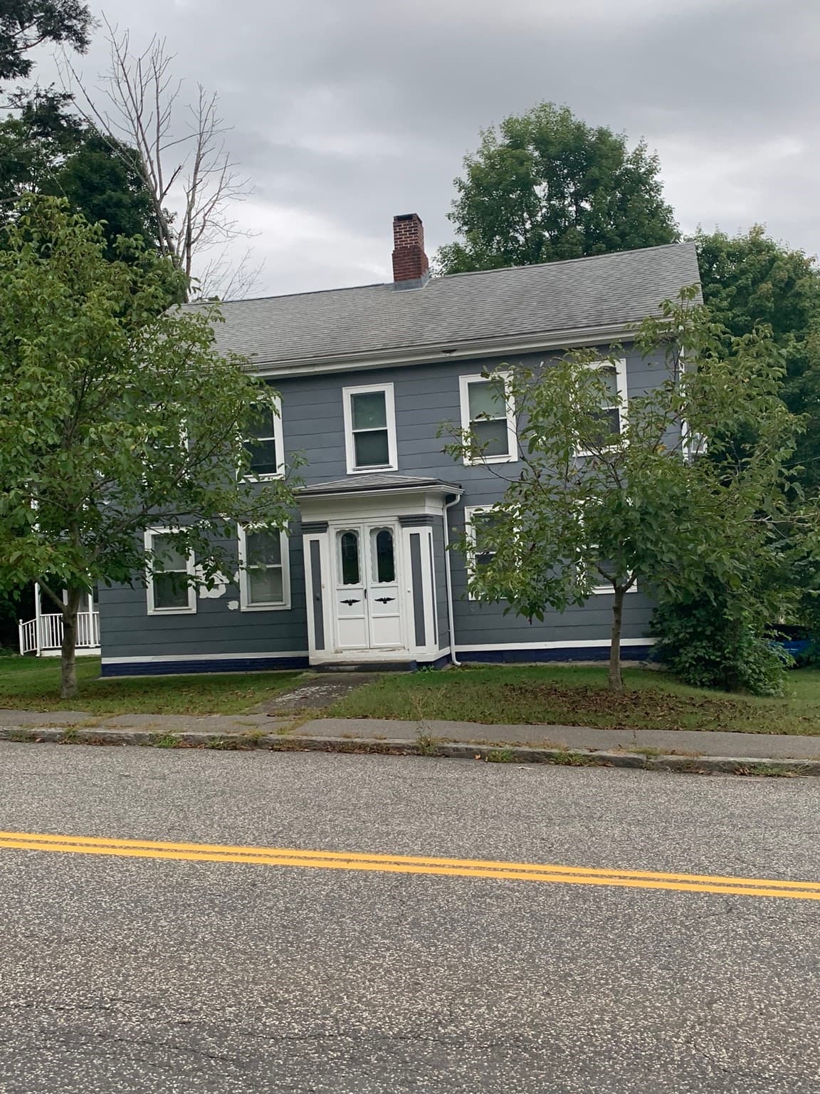 24 Pleasant St, Ware MA 01082