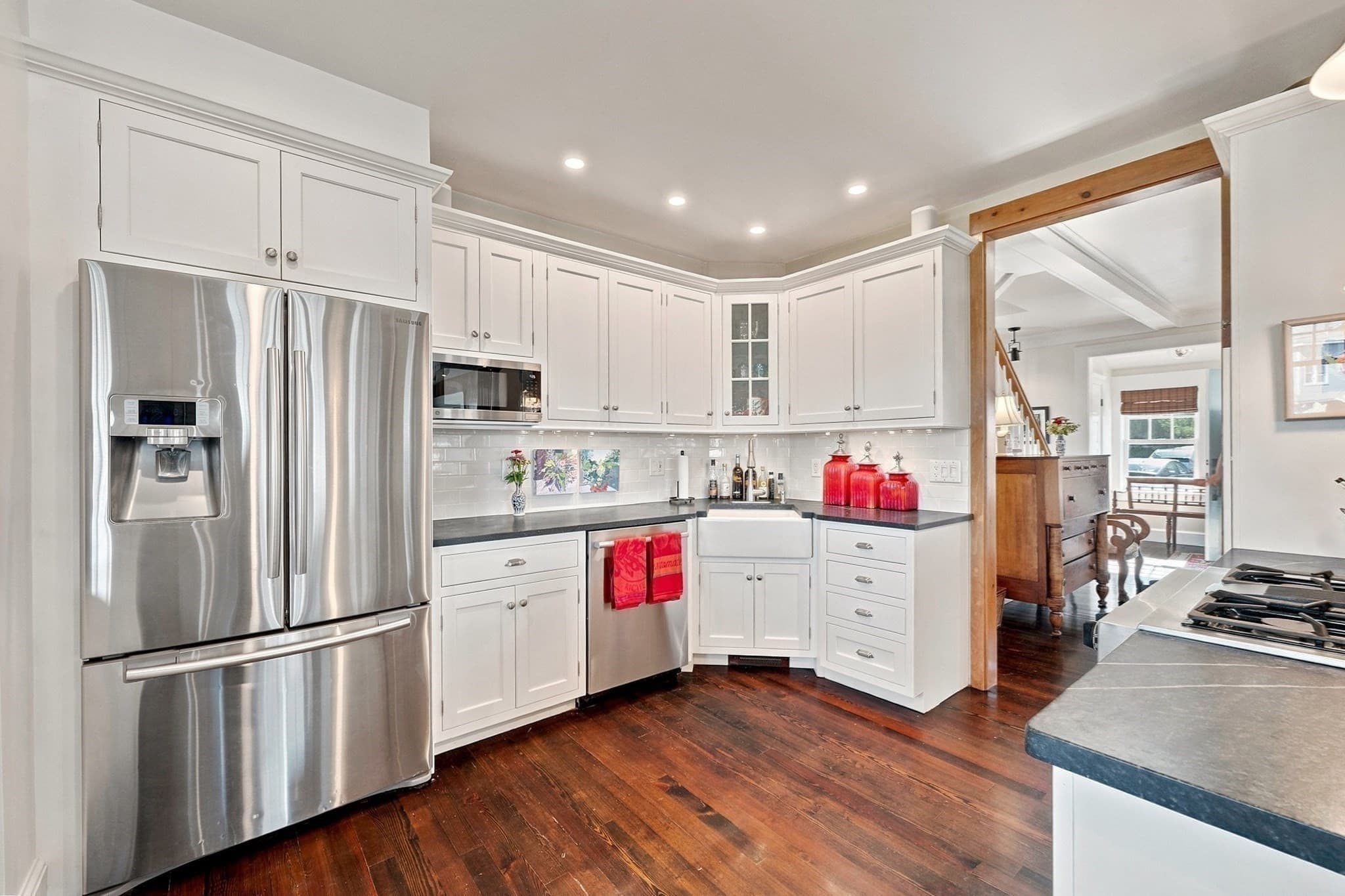 Single Family Residence at 1 Old Colony Rd, Hull MA 02045, Hull, photo 13 of 41