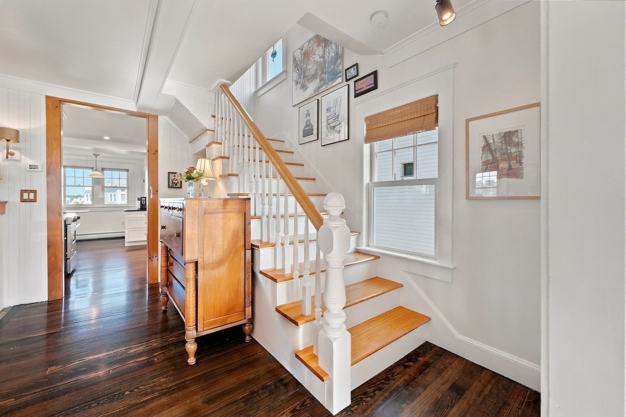 Single Family Residence at 1 Old Colony Rd, Hull MA 02045, Hull, photo 9 of 41