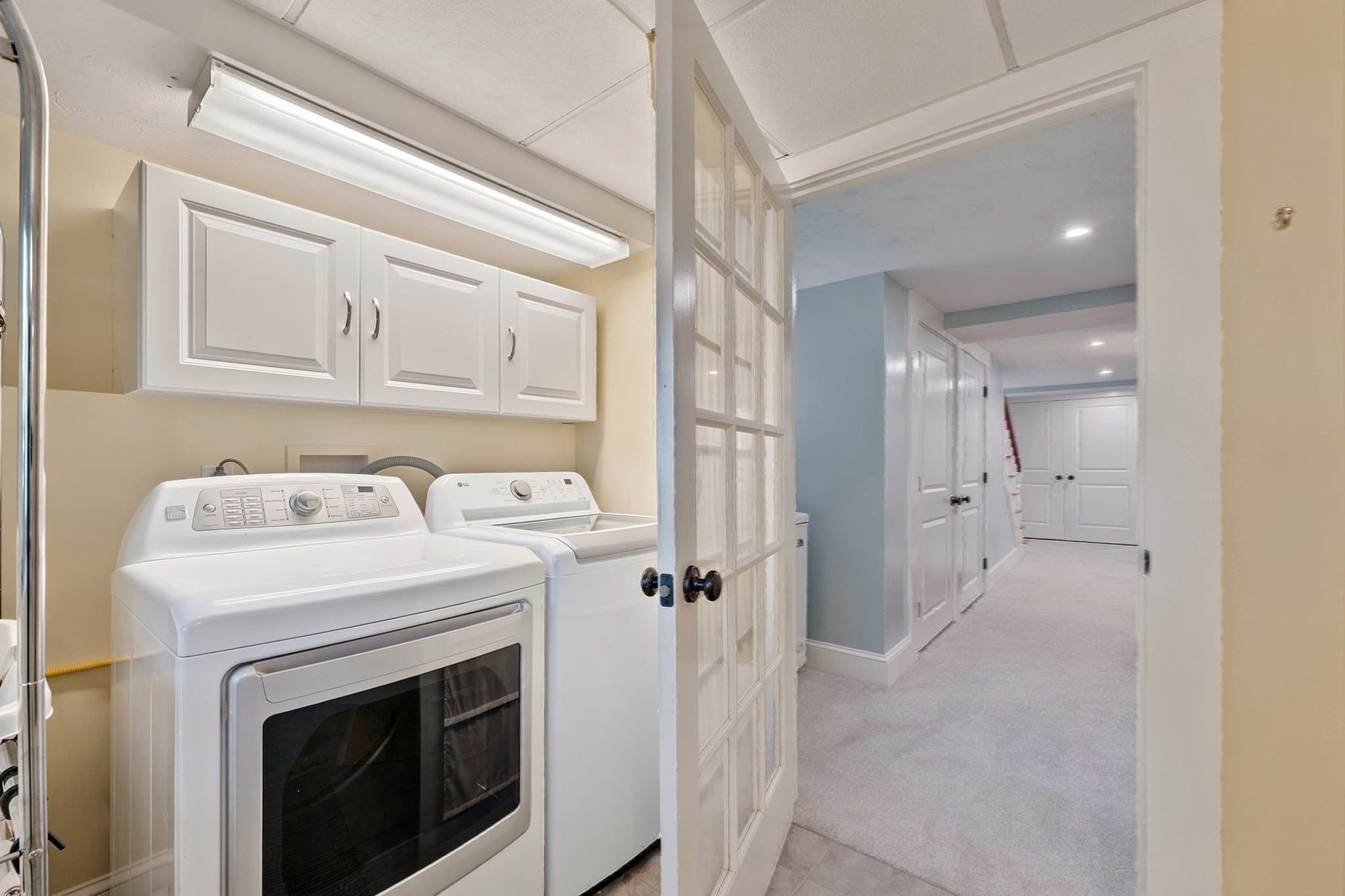 Single Family Residence at 1 Old Colony Rd, Hull MA 02045, Hull, photo 33 of 41