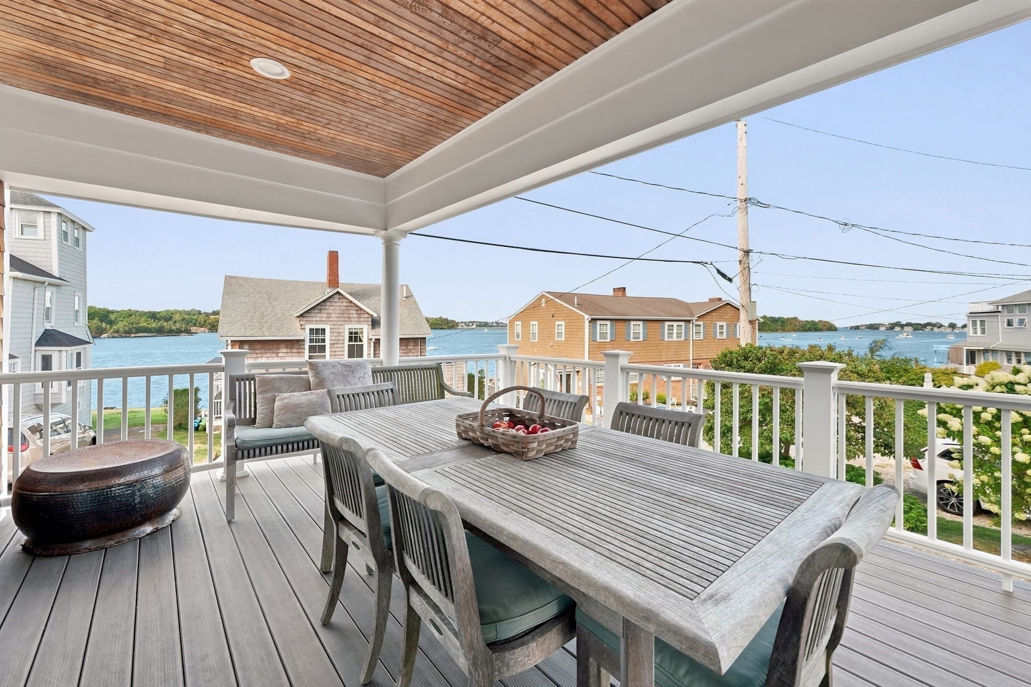 Single Family Residence at 1 Old Colony Rd, Hull MA 02045, Hull, photo 8 of 41