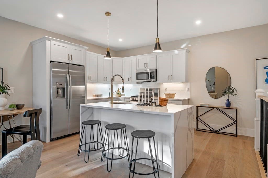 Condominium at 31 Wabon St # 2, Boston MA 02121, photo 4 of 19