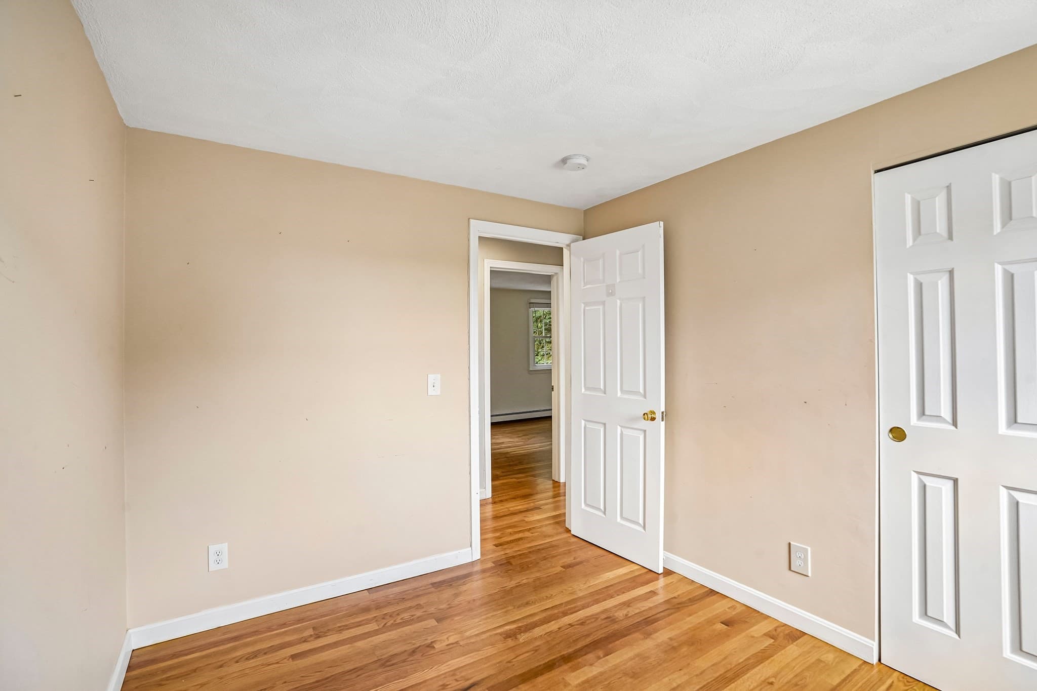 Single Family Residence at 7 Nirvana Dr, Saugus MA 01906, Saugus, photo 22 of 28
