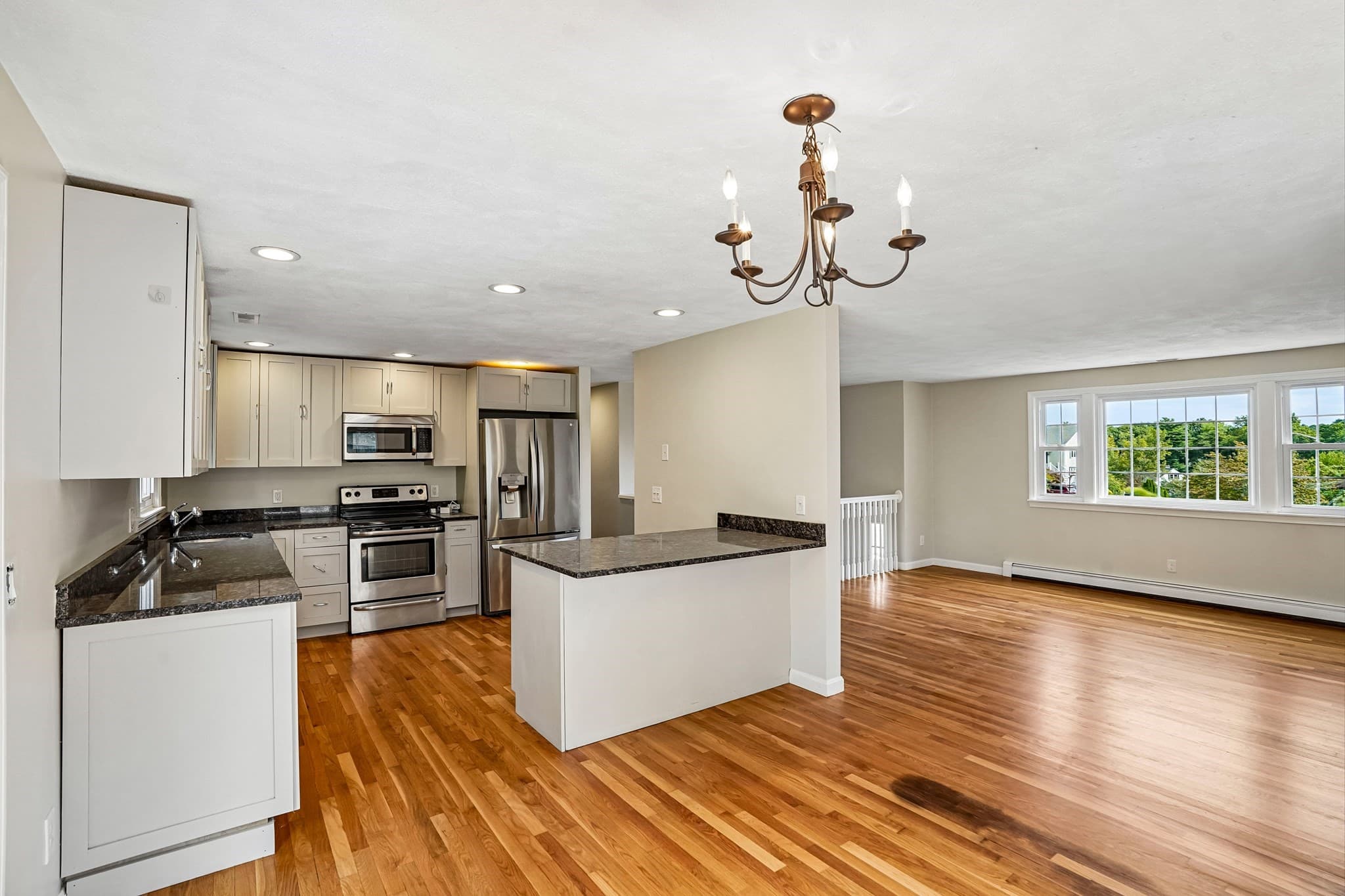 Single Family Residence at 7 Nirvana Dr, Saugus MA 01906, Saugus, photo 7 of 28