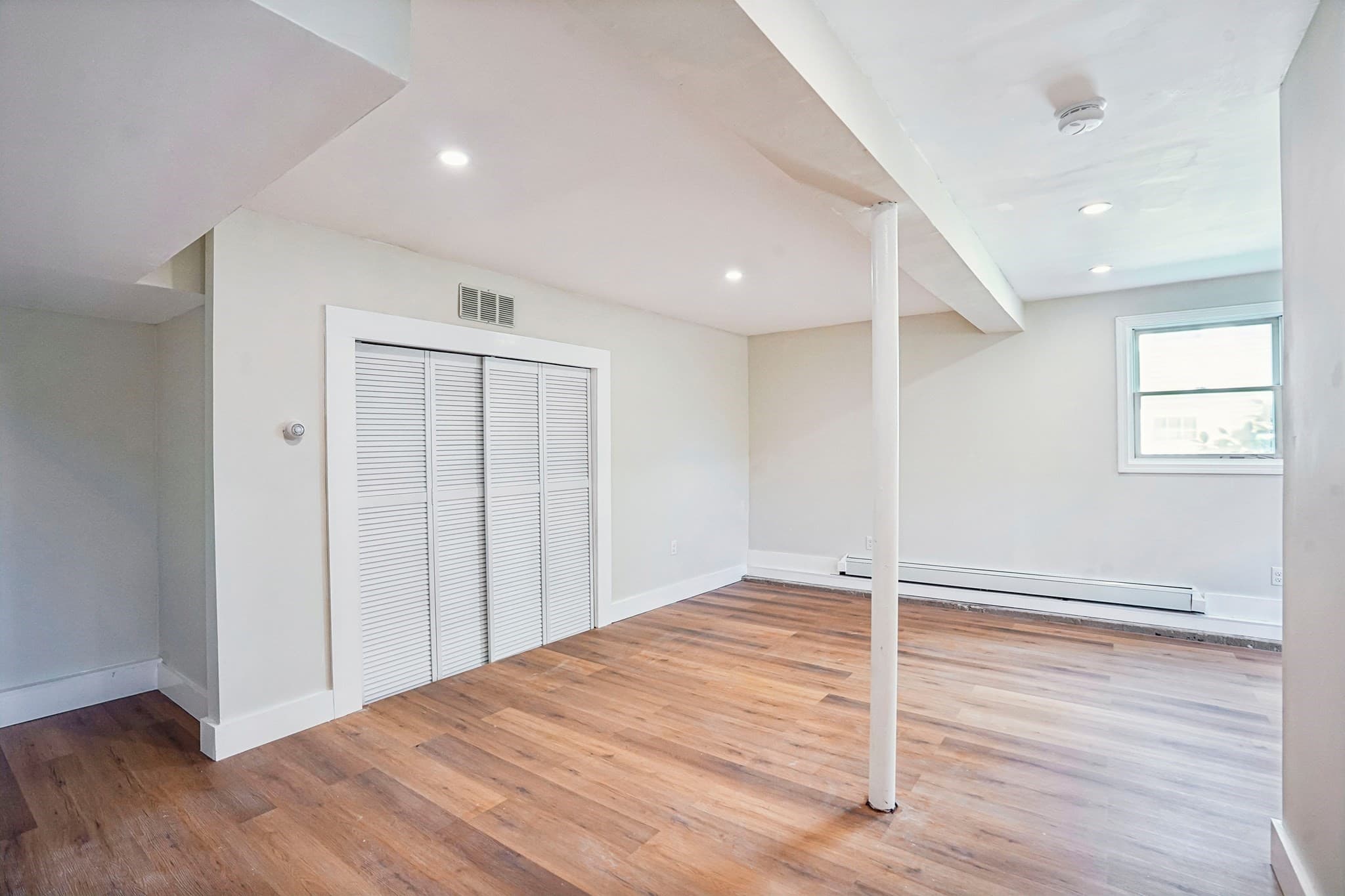 Single Family Residence at 7 Nirvana Dr, Saugus MA 01906, Saugus, photo 14 of 28