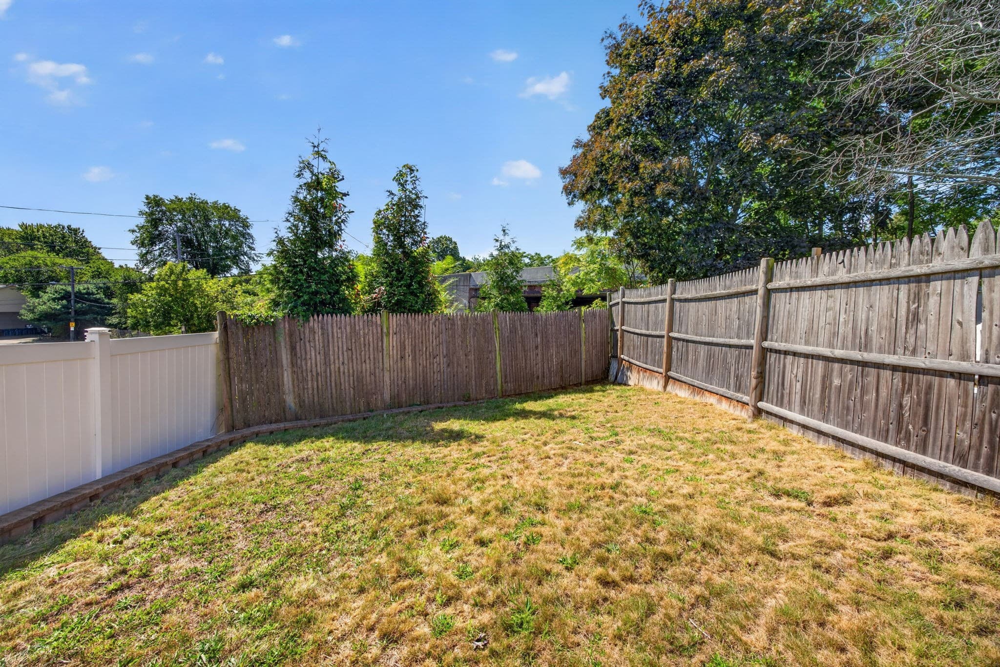 Condominium at 454 Reservoir Ave # 454, Revere MA 02151, Revere, photo 8 of 37