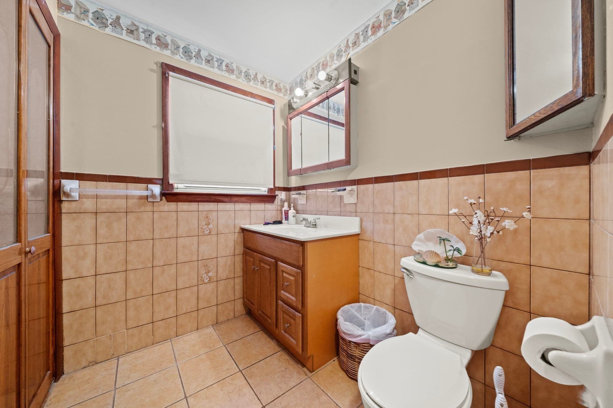 Multi Family at 79 Johnson St, Lynn MA 01902, Lynn, photo 12 of 35