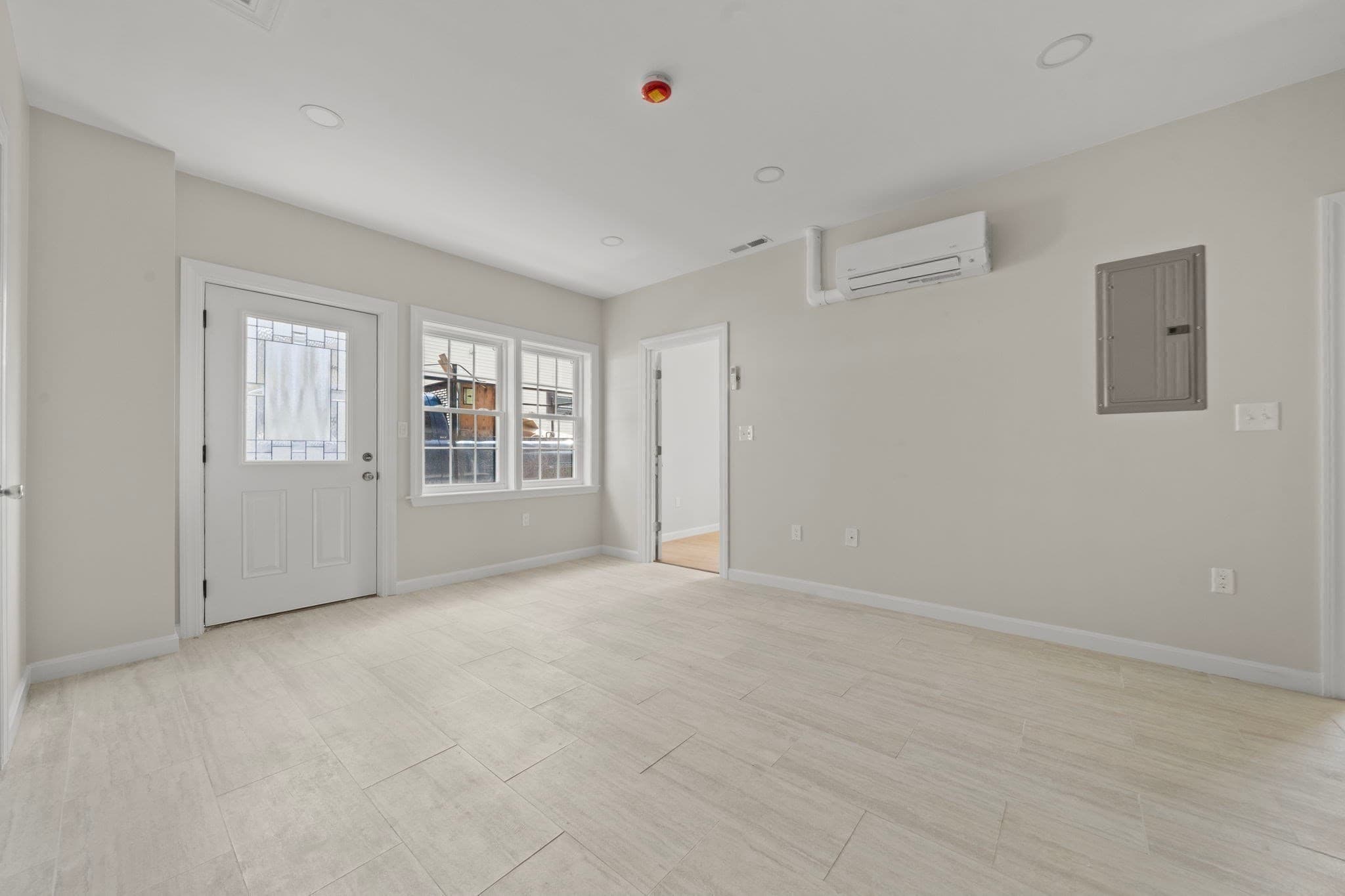 Multi Family at 79 Johnson St, Lynn MA 01902, Lynn, photo 33 of 35