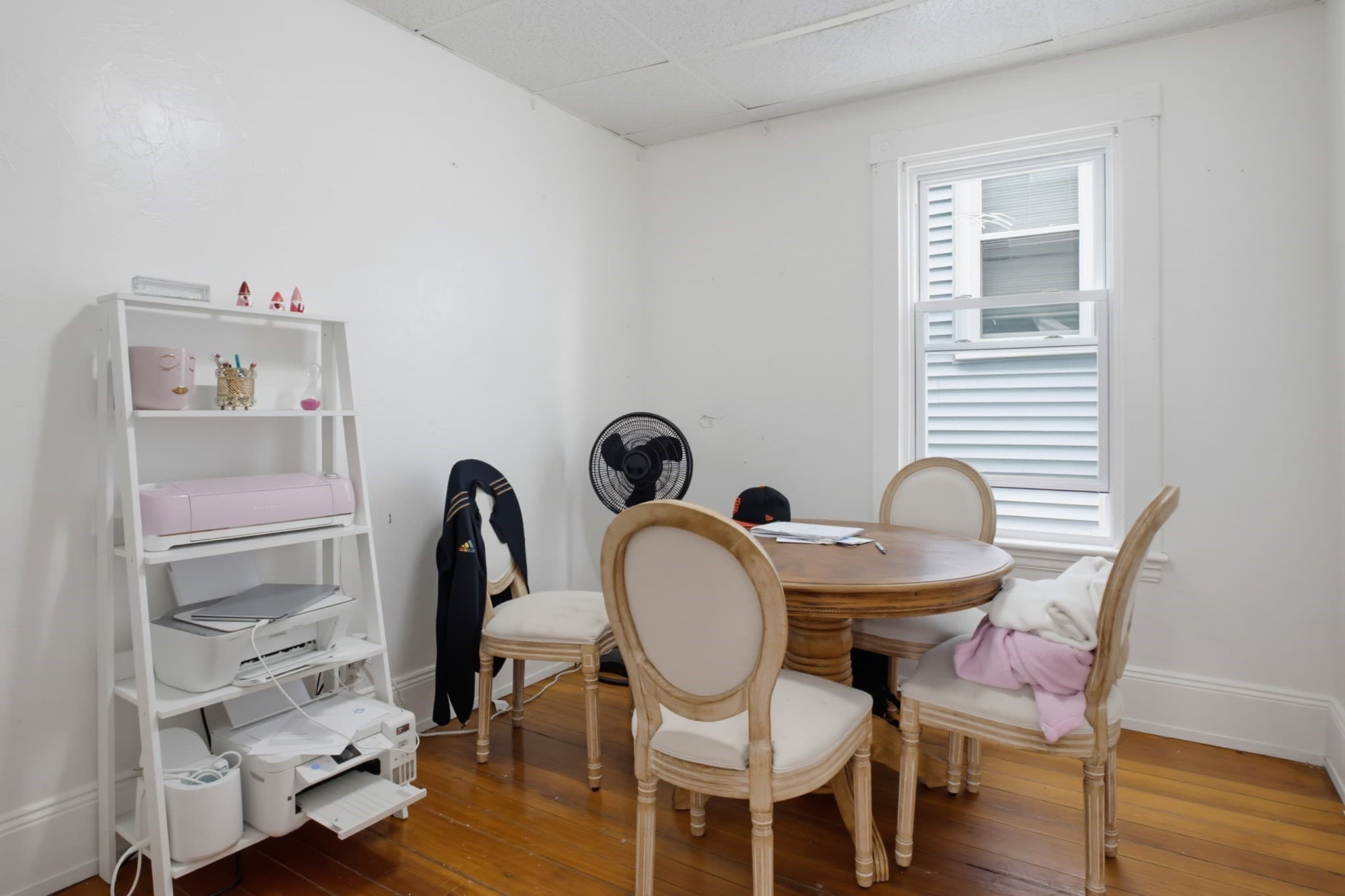 3 Family at 211 Weld St, New Bedford MA 02740, New Bedford, photo 8 of 31