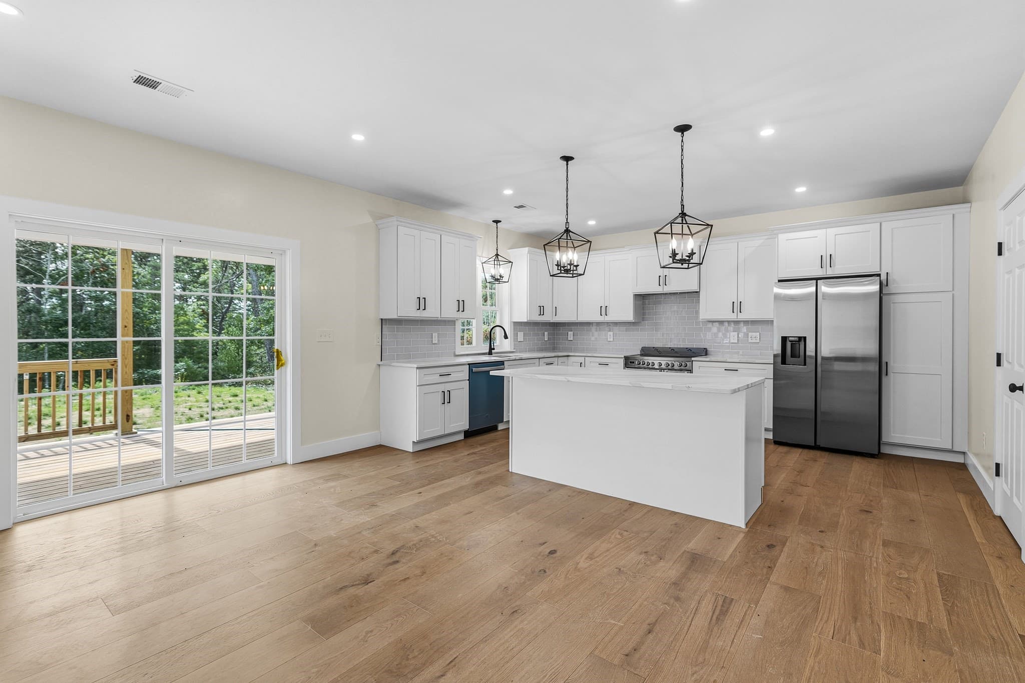 Single Family Residence at 33 Seabiscuit Dr, Plymouth MA 02360, Plymouth, photo 16 of 40