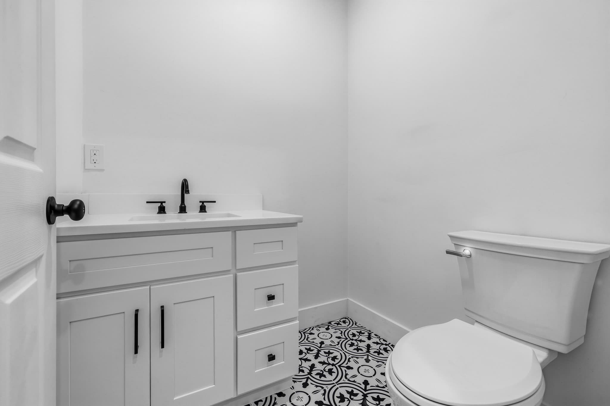 Single Family Residence at 33 Seabiscuit Dr, Plymouth MA 02360, Plymouth, photo 7 of 40
