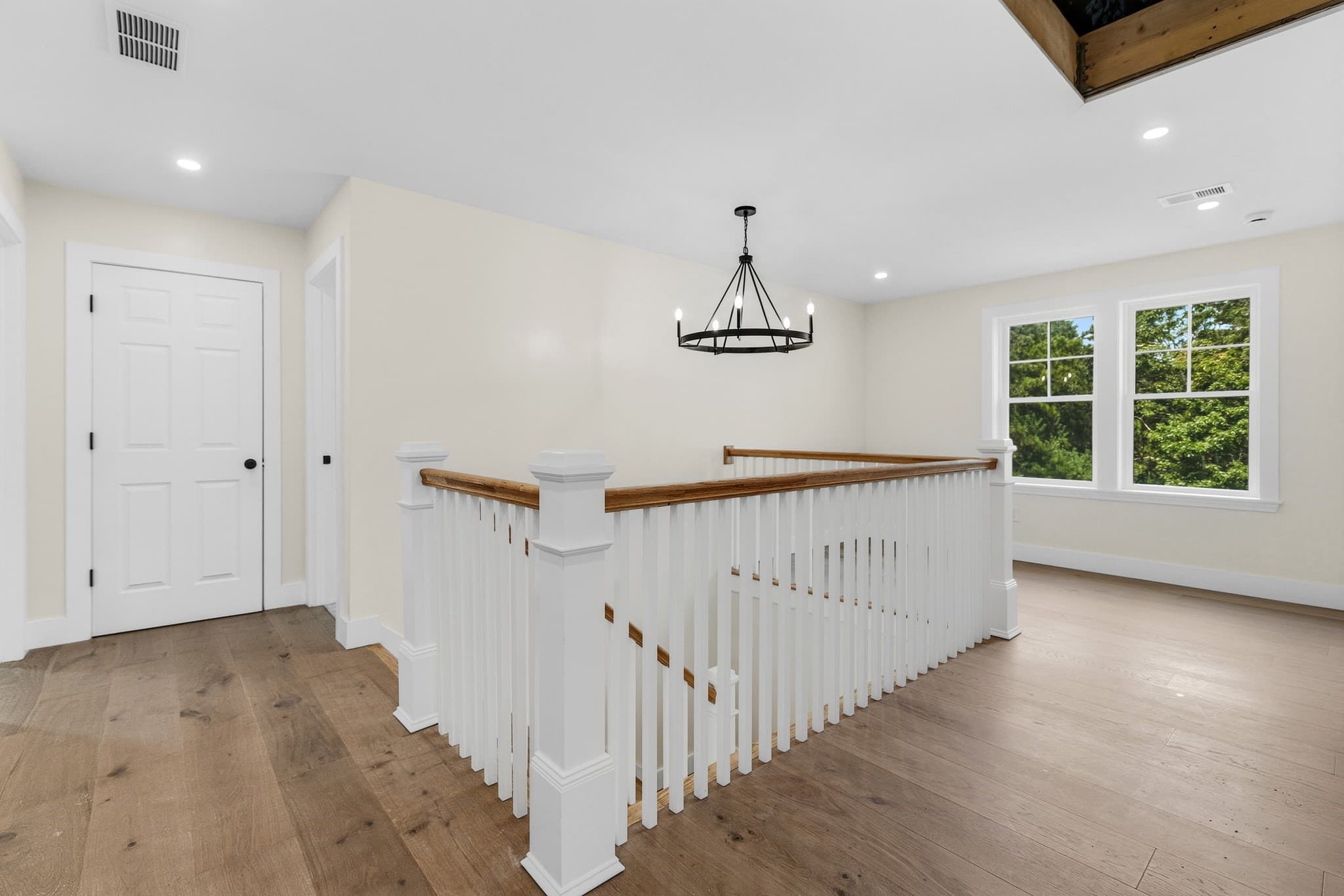 Single Family Residence at 33 Seabiscuit Dr, Plymouth MA 02360, Plymouth, photo 32 of 40