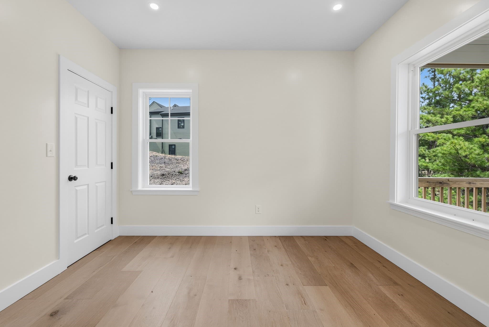 Single Family Residence at 33 Seabiscuit Dr, Plymouth MA 02360, Plymouth, photo 8 of 40