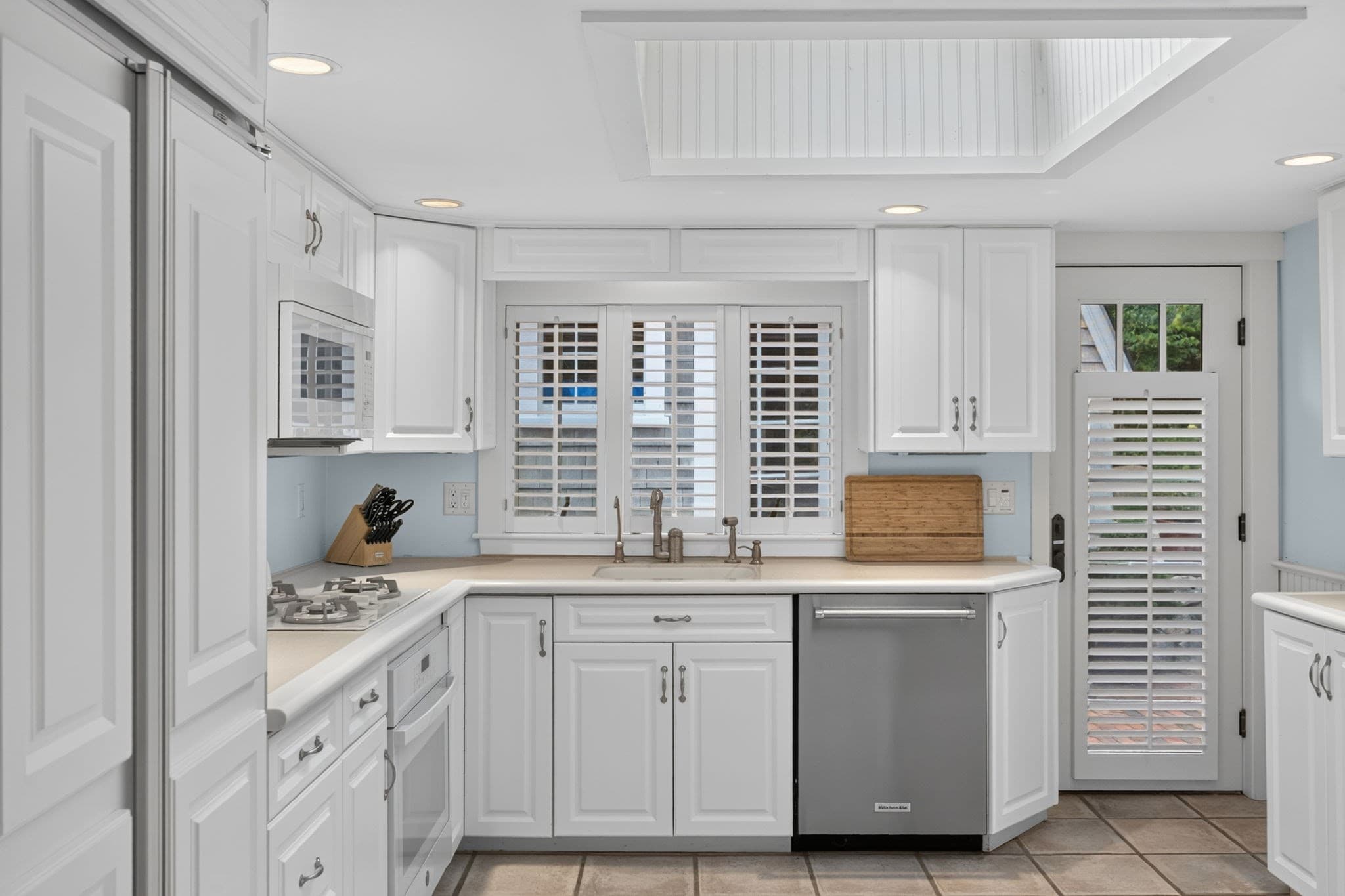 Single Family Residence at 14 Taunton Avenue, Marion MA 02738, Marion, photo 16 of 42