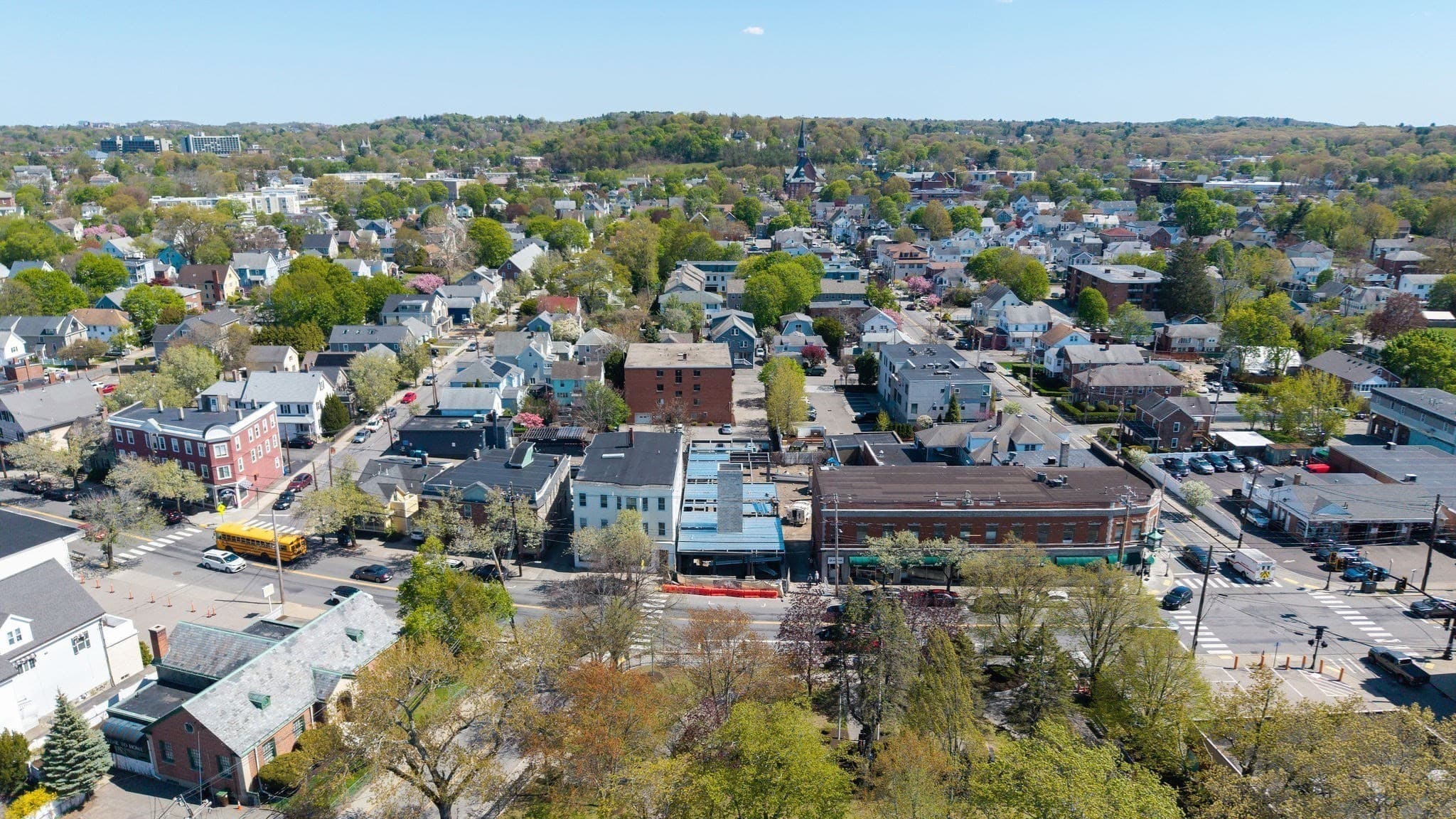 Condominium at 386 Watertown St # 2, Newton MA 02458, Newton, photo 6 of 8
