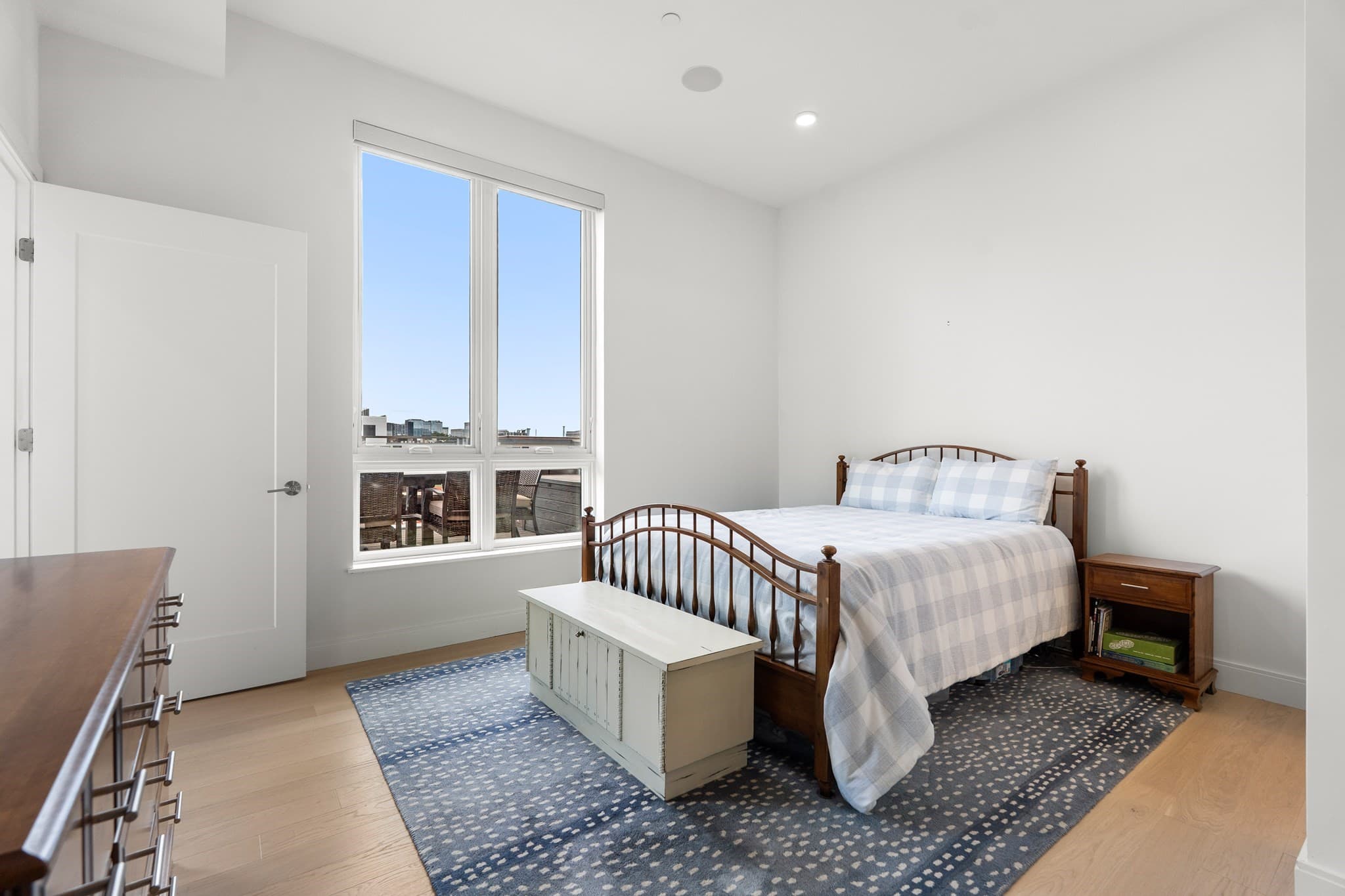 Condominium at 20 West Fifth # 5I, Boston MA 02127, photo 12 of 25
