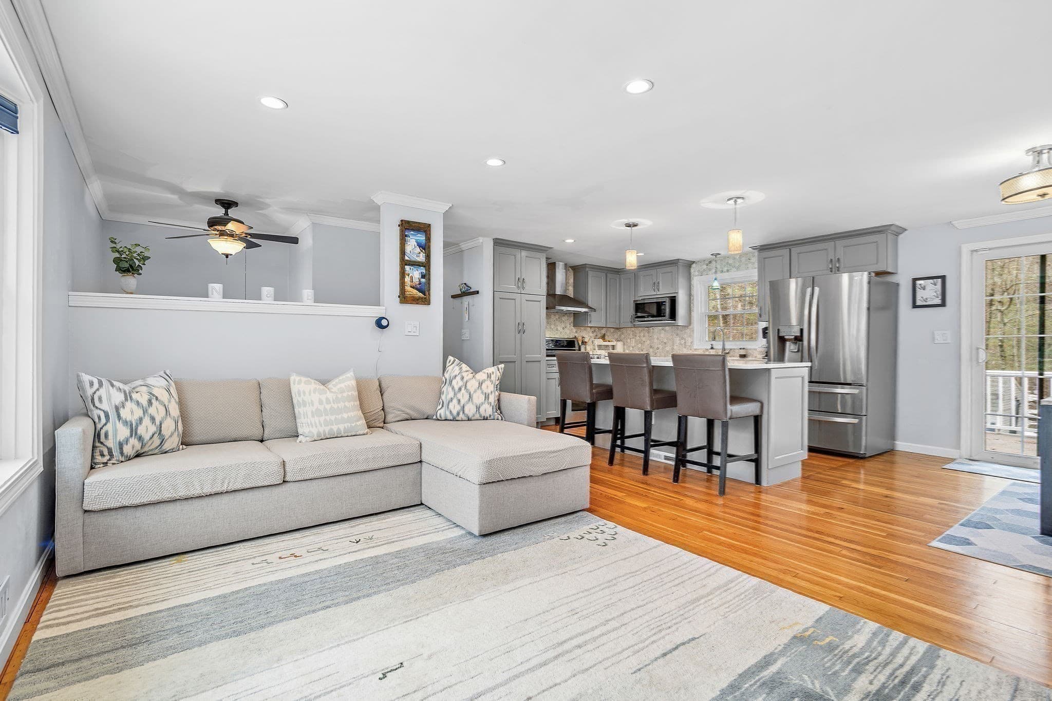 Single Family Residence at 7 Pecos Circle, Chelmsford MA 01824, Chelmsford, photo 6 of 23