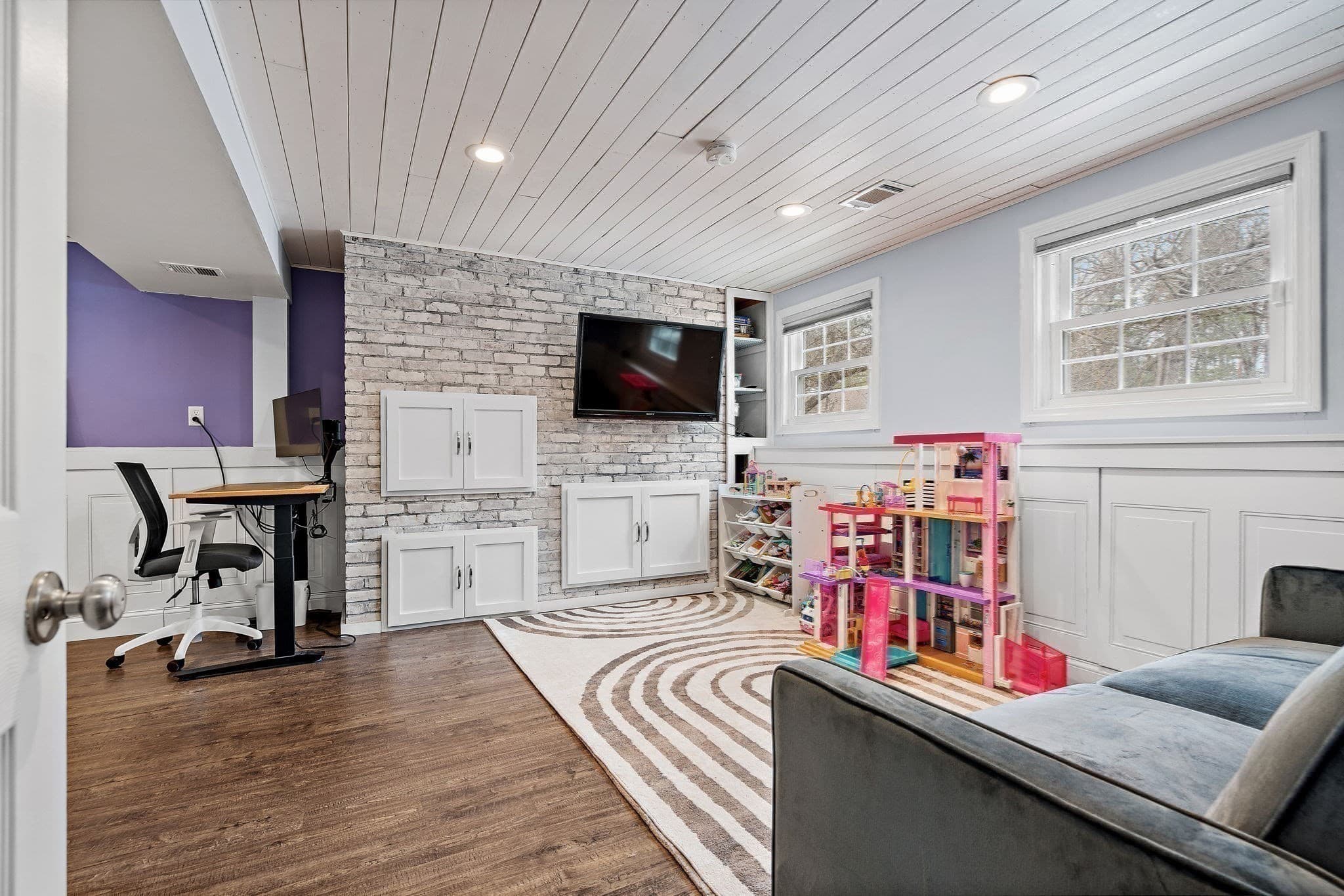 Single Family Residence at 7 Pecos Circle, Chelmsford MA 01824, Chelmsford, photo 14 of 23