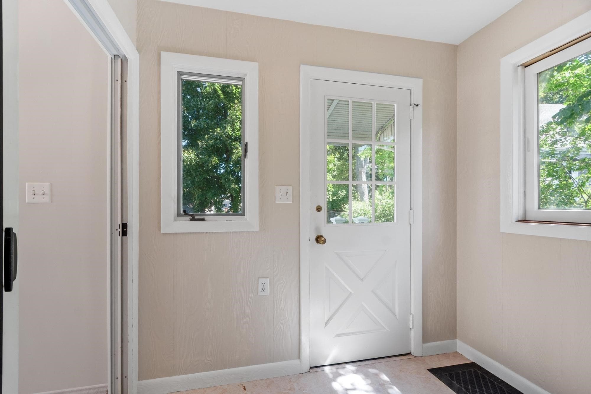 Single Family Residence at 18 Smith Road, Saugus MA 01906, Saugus, photo 17 of 35