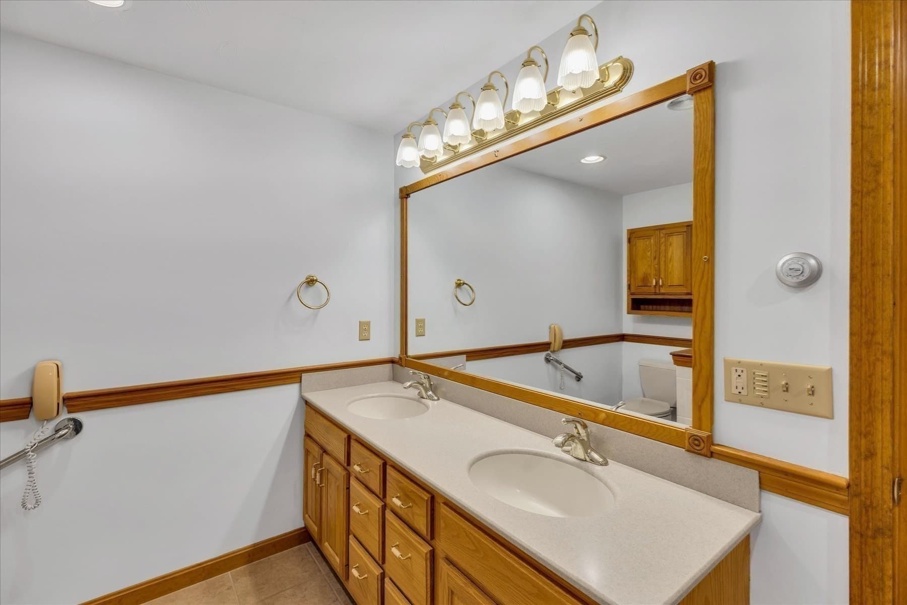 Single Family Residence at 94 Stratford Ln, Yarmouth MA 02675, Yarmouth, photo 15 of 38