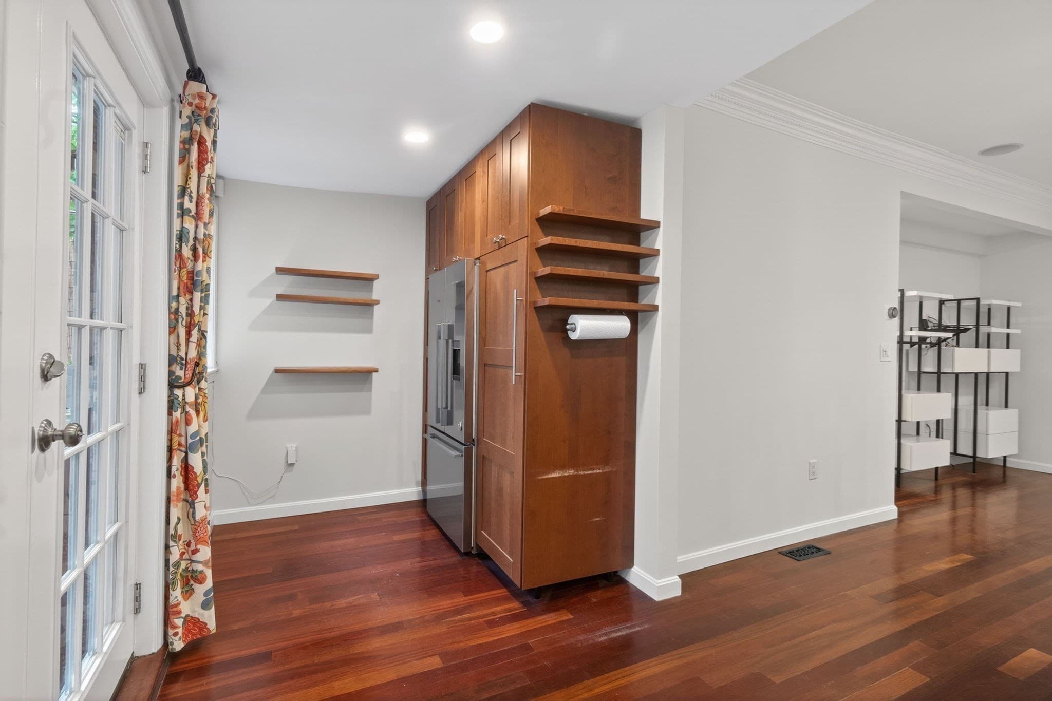 Condominium at 102 Old Harbor Street # A, Boston MA 02127, Boston, photo 11 of 36