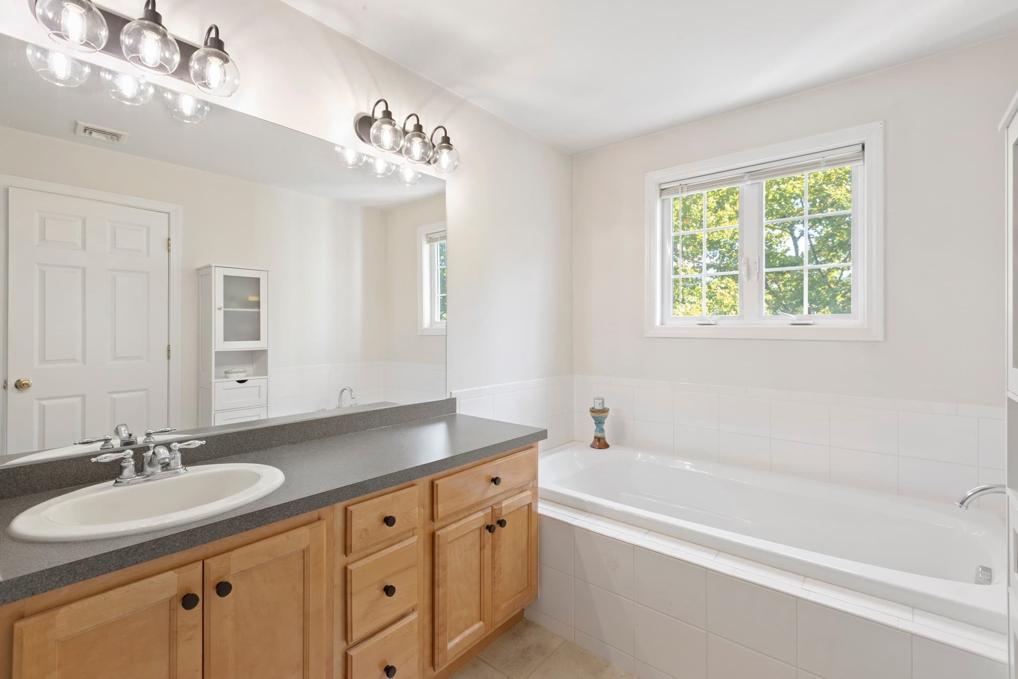 Single Family Residence at 11 Harbor Mist Drive # 11, Fairhaven MA 02719, Fairhaven, photo 26 of 33