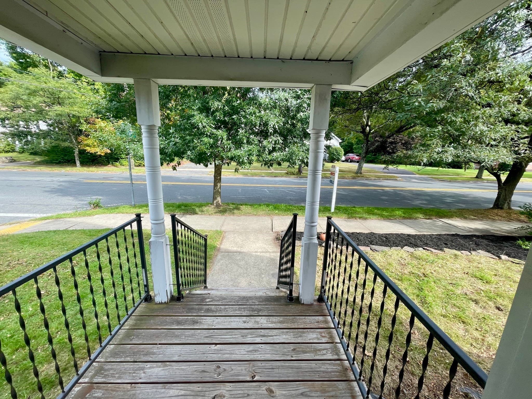 Single Family Residence at 222 Parker St, Springfield MA 01151, Springfield, photo 4 of 28