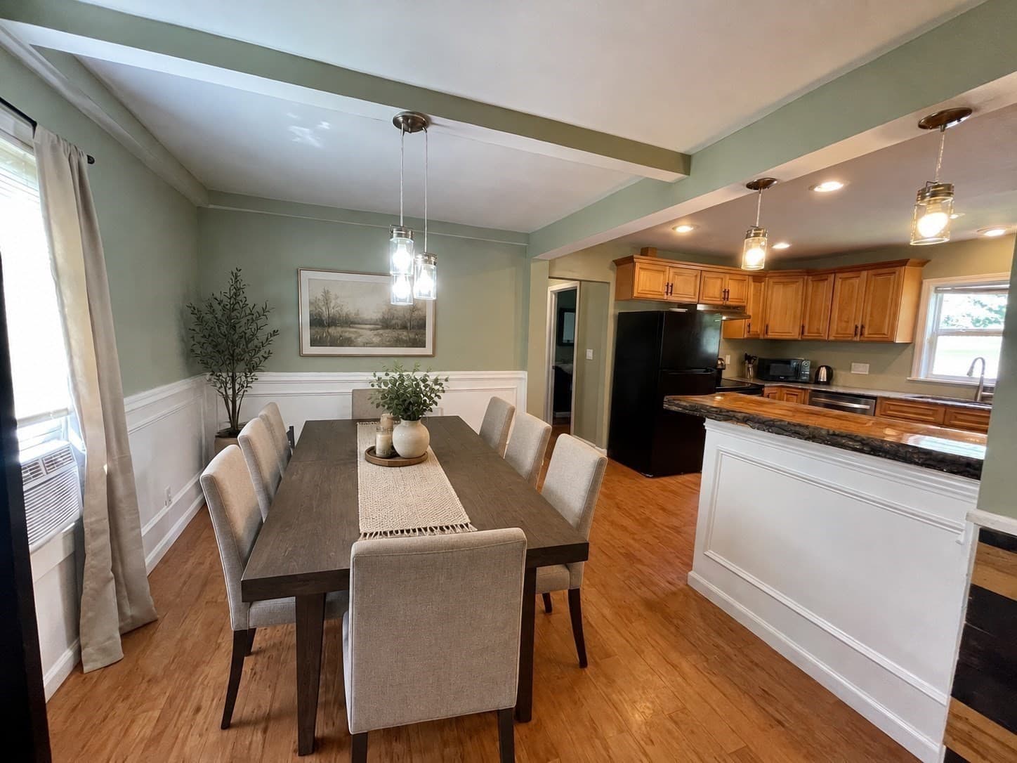 Single Family Residence at 222 Parker St, Springfield MA 01151, Springfield, photo 8 of 28