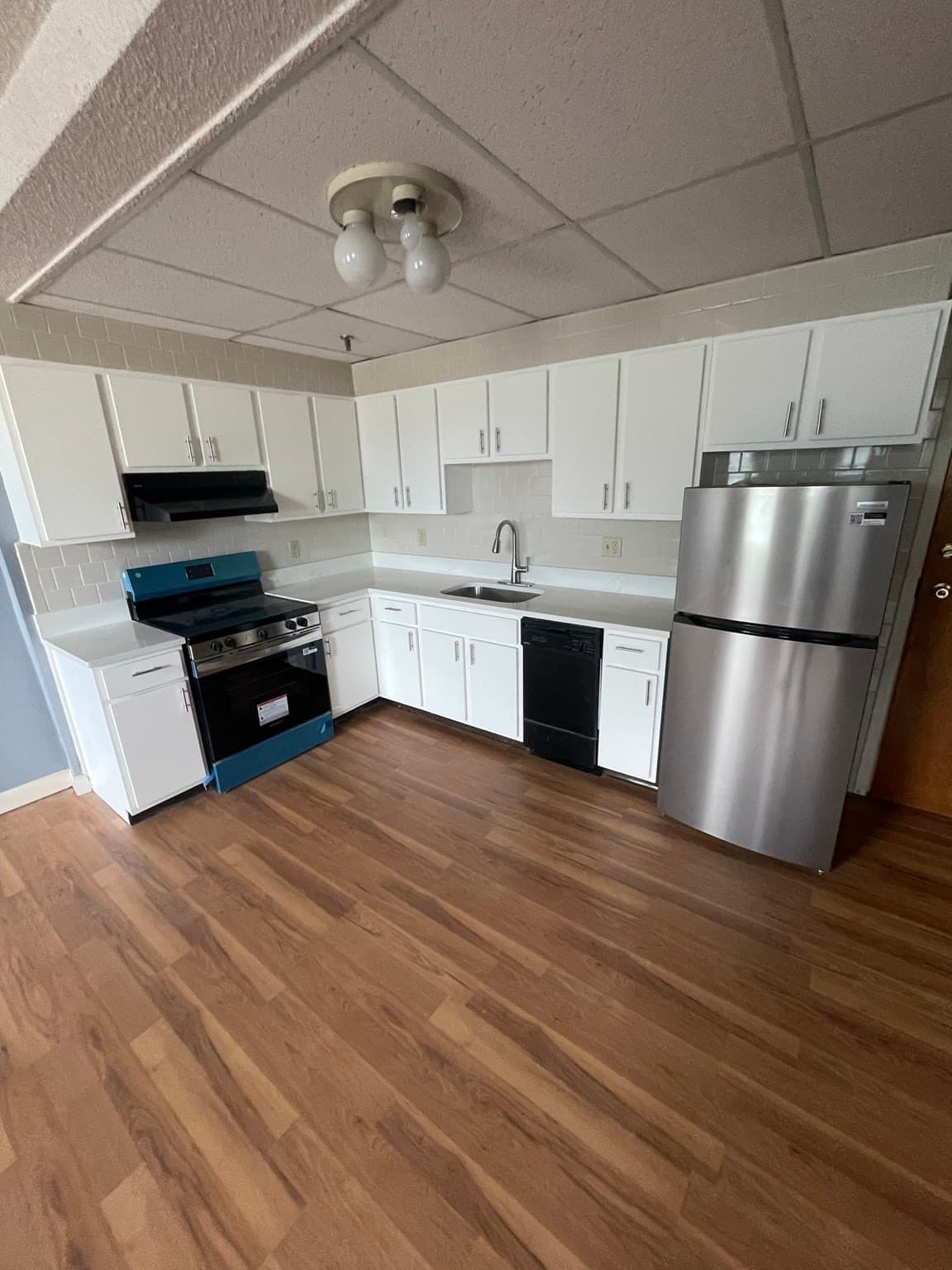 Condominium at 80 Foster St # 307, Peabody MA 01960, Peabody, photo 2 of 9