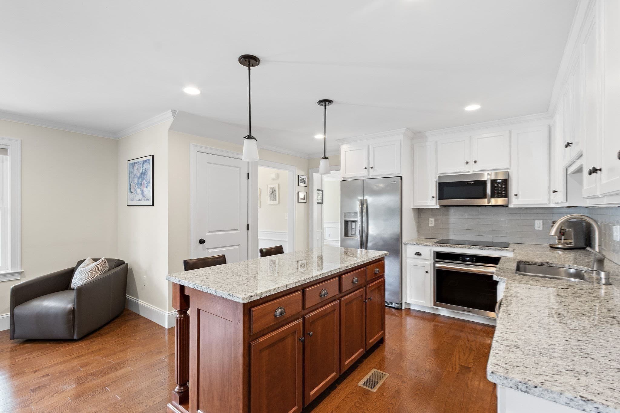 Condominium at 80 Pleasant St # 80, Medfield MA 02052, Medfield, photo 10 of 42