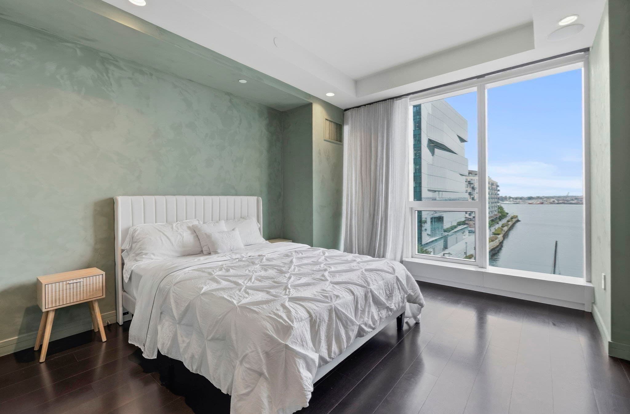 Condominium at 150 Seaport Blvd # 6D, Boston MA 02210, photo 12 of 14