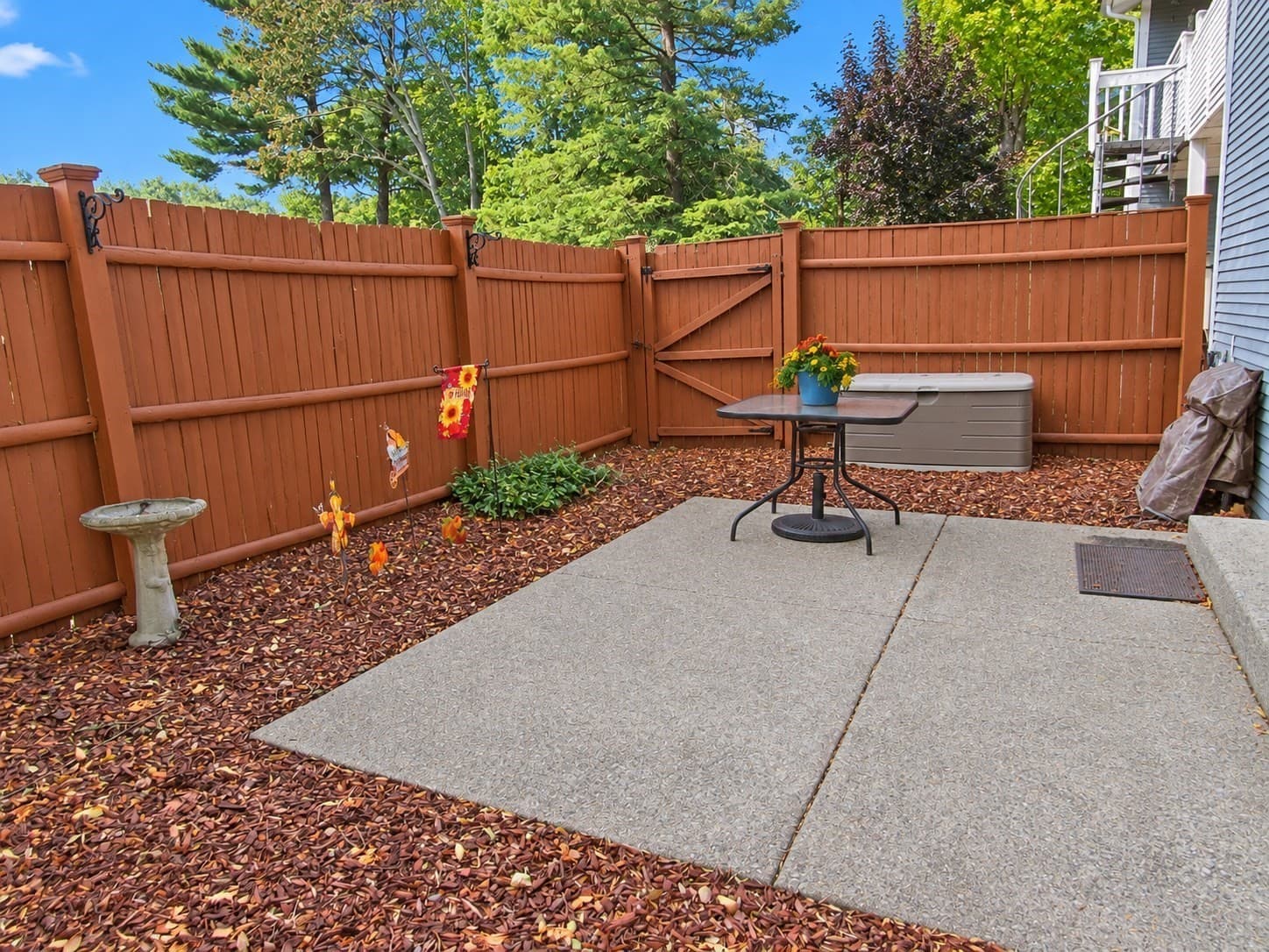 Condominium at 24 Magnolia St # 11, Attleboro MA 02703, Attleboro, photo 3 of 15