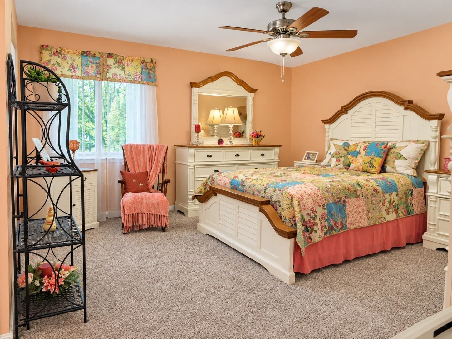 Condominium at 24 Magnolia St # 11, Attleboro MA 02703, Attleboro, photo 10 of 15