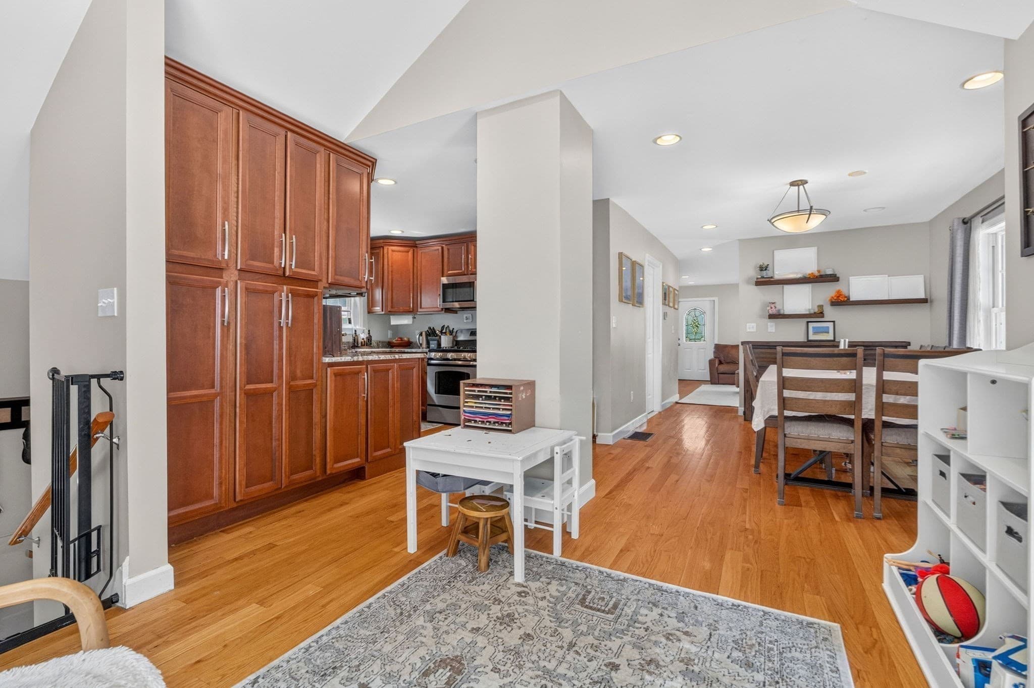 Single Family Residence at 20 Parsons Avenue, Lynnfield MA 01940, Lynnfield, photo 9 of 29