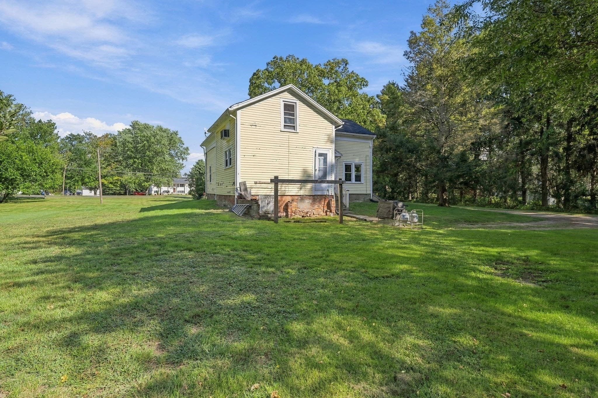 Single Family Residence at 217 N Maple St, Enfield CT 06082, photo 40 of 41