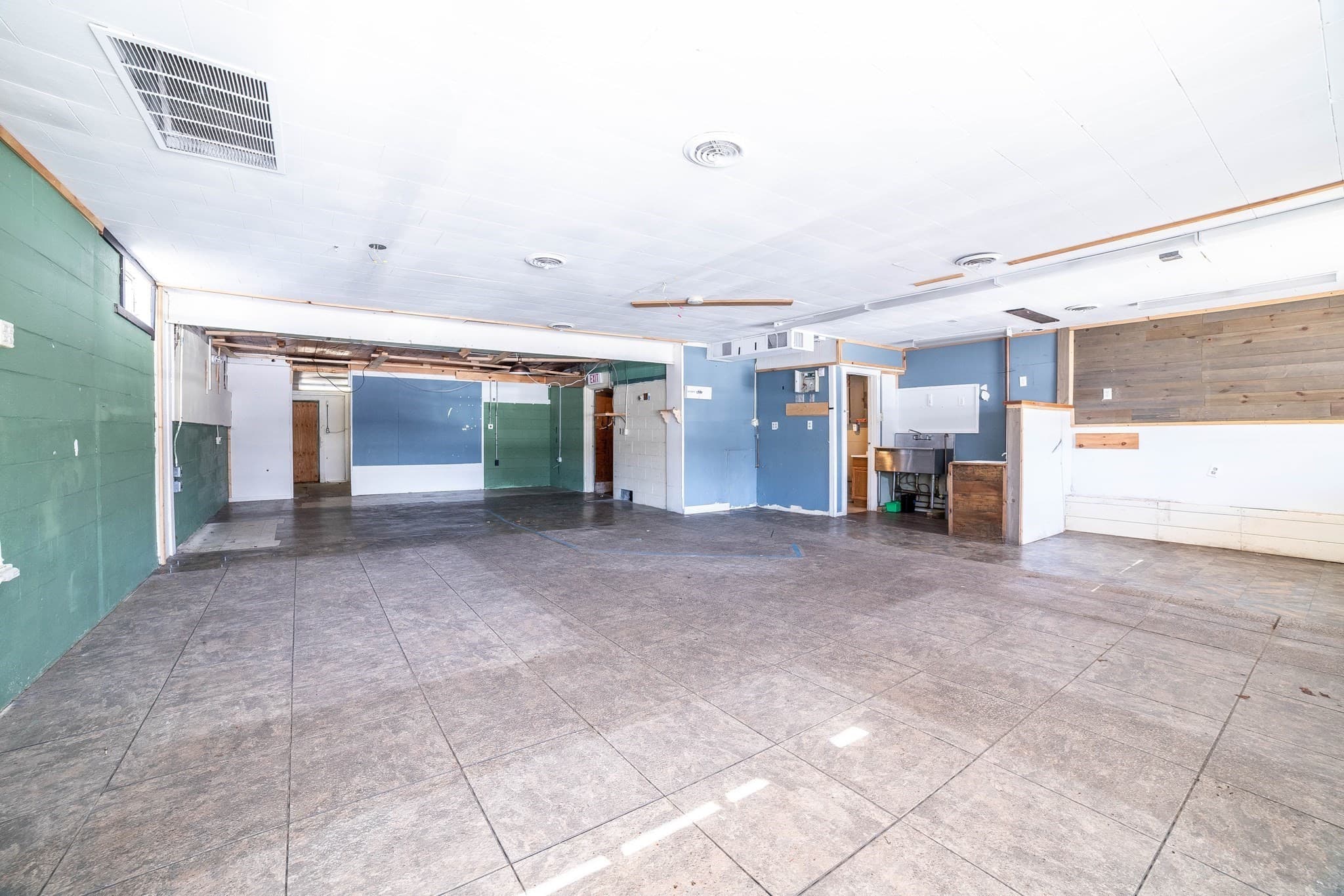 Commercial Sale at 382 Water, Clinton MA 01510, Clinton, photo 16 of 25