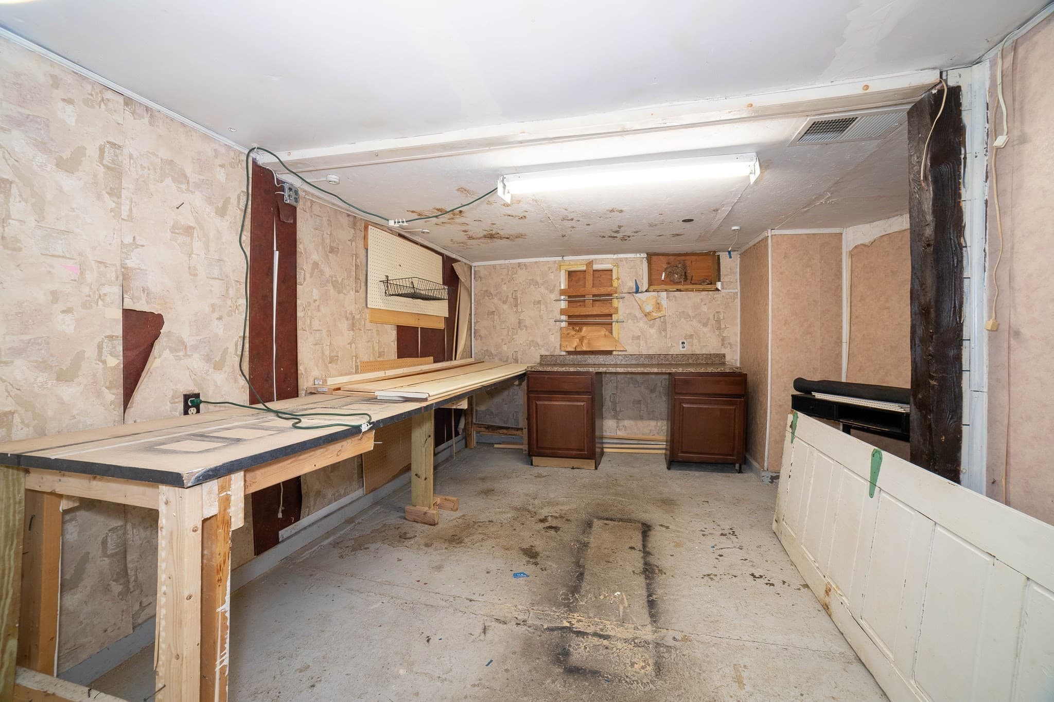 Commercial Sale at 382 Water, Clinton MA 01510, Clinton, photo 25 of 25