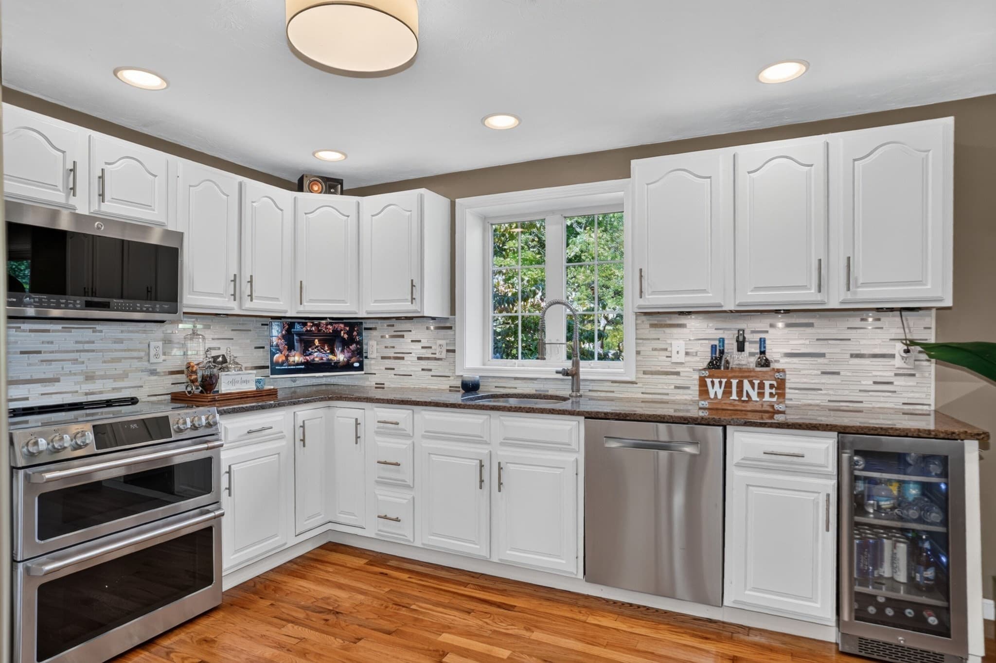 Single Family Residence at 293 Brigham Street, Hudson MA 01749, Hudson, photo 3 of 42