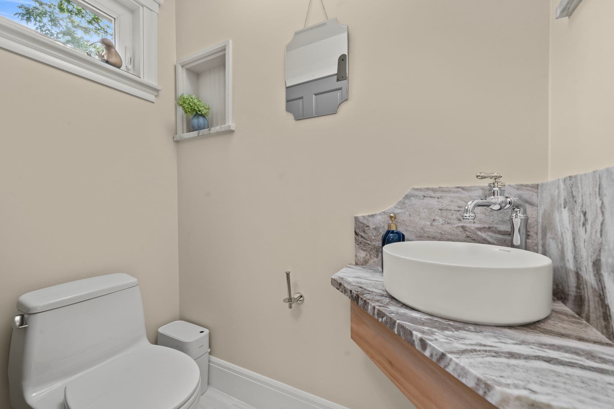 Single Family Residence at 49 Lynde Ave, Melrose MA 02176, Melrose, photo 17 of 42
