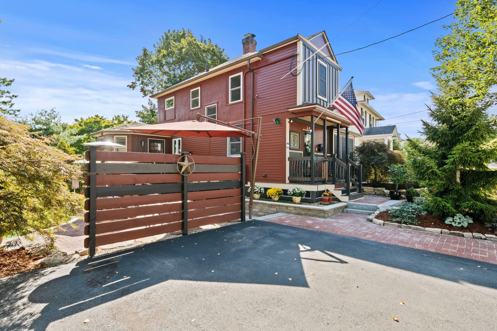 Single Family Residence at 49 Lynde Ave, Melrose MA 02176, Melrose, photo 3 of 42