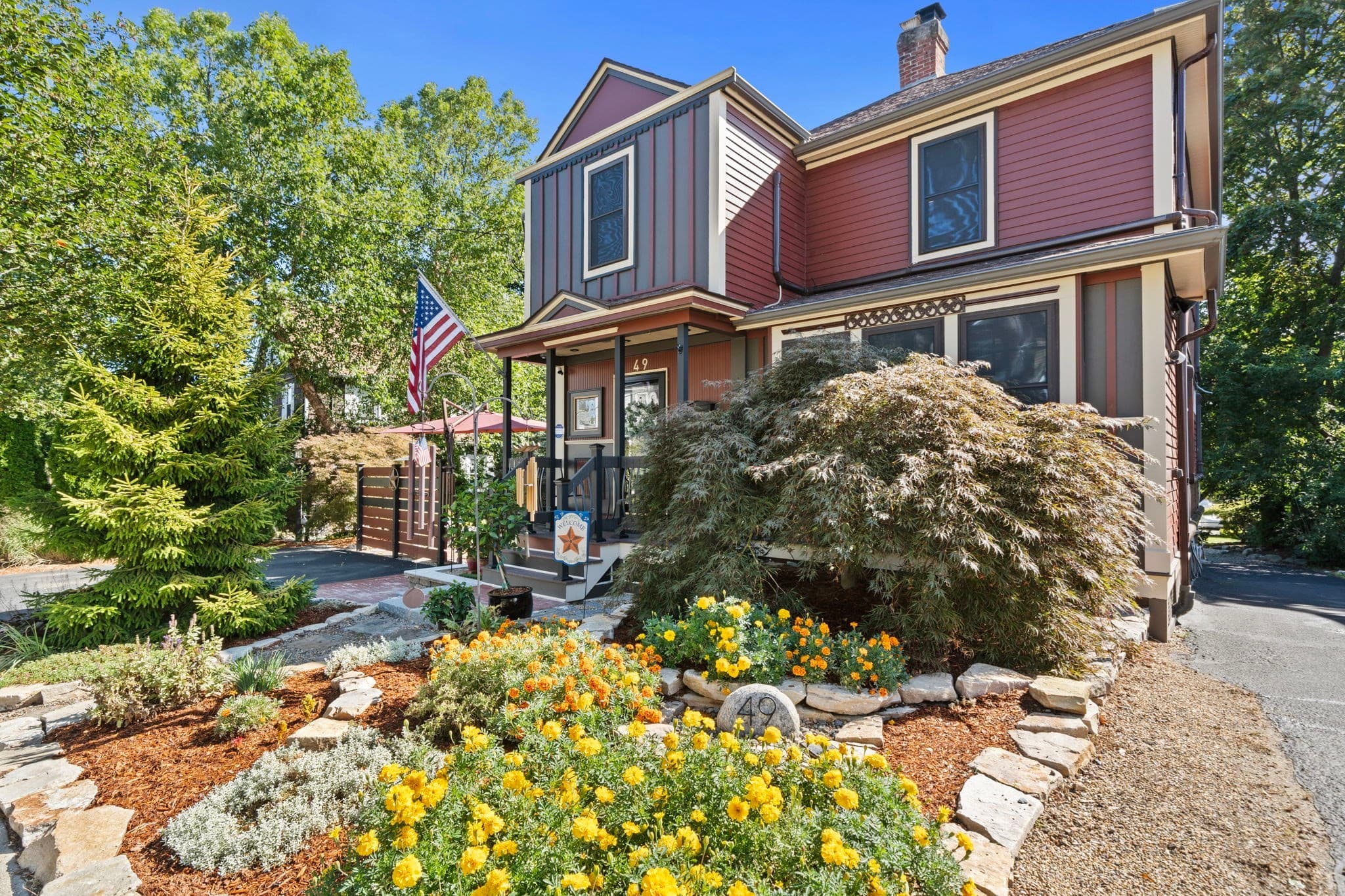 49 Lynde Ave, Melrose MA 02176
