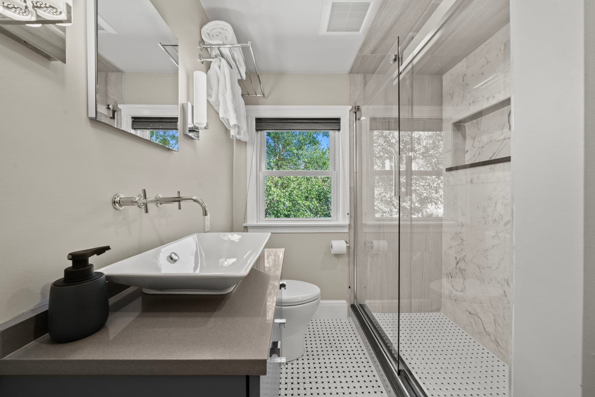 Single Family Residence at 49 Lynde Ave, Melrose MA 02176, Melrose, photo 28 of 42
