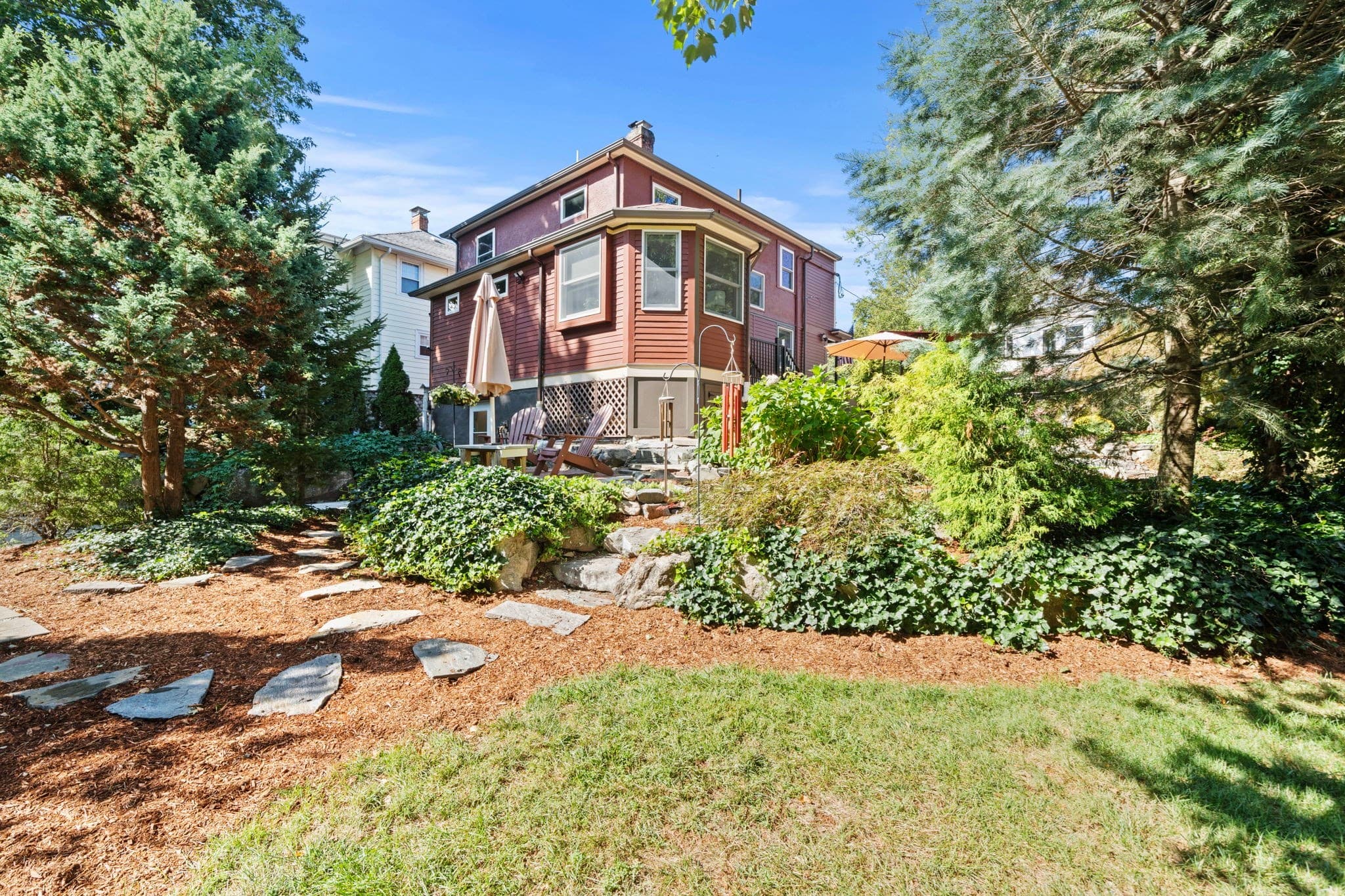 Single Family Residence at 49 Lynde Ave, Melrose MA 02176, Melrose, photo 4 of 42