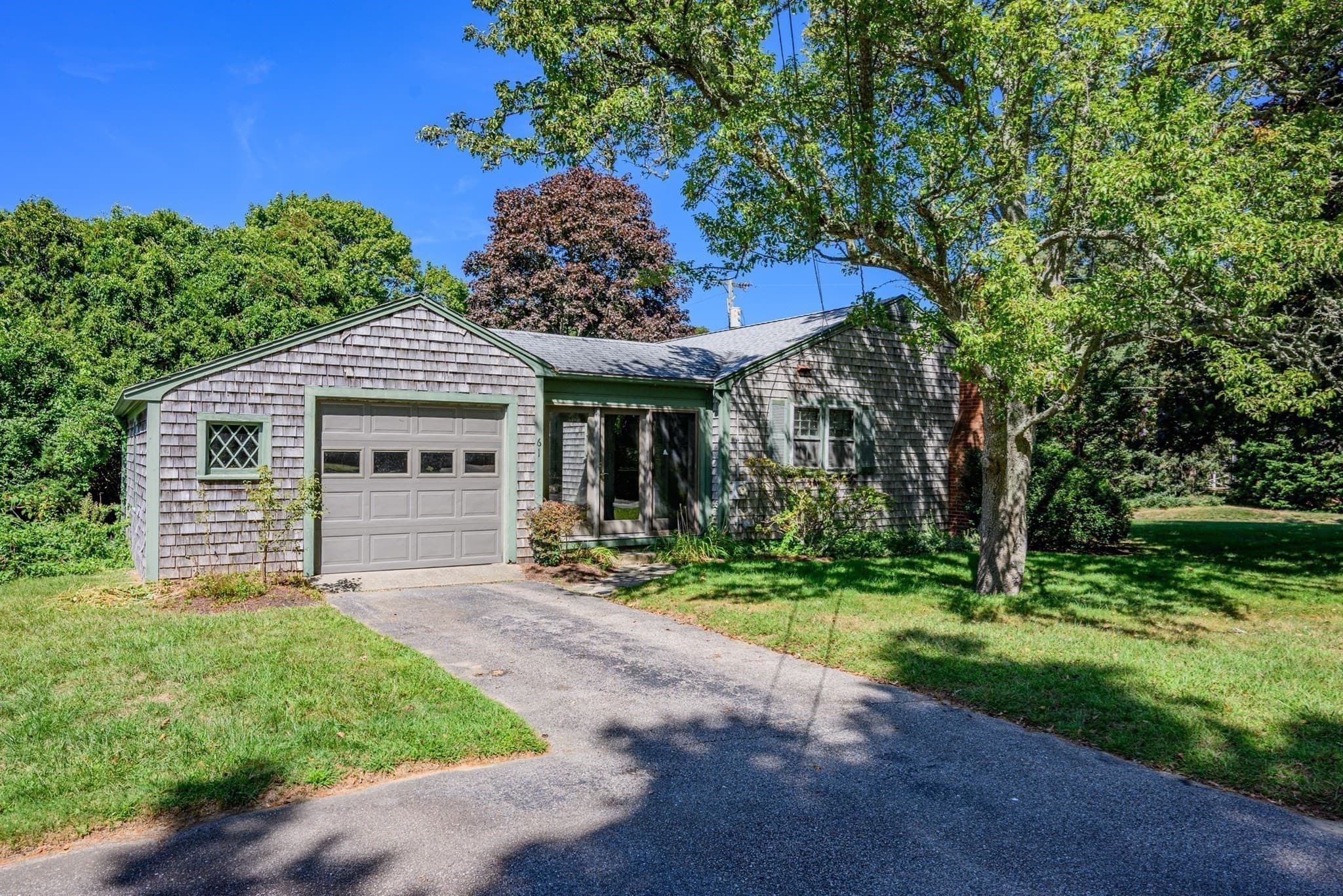 Single Family Residence at 61 Laurel Rd, Barnstable MA 02632, Barnstable, photo 6 of 38