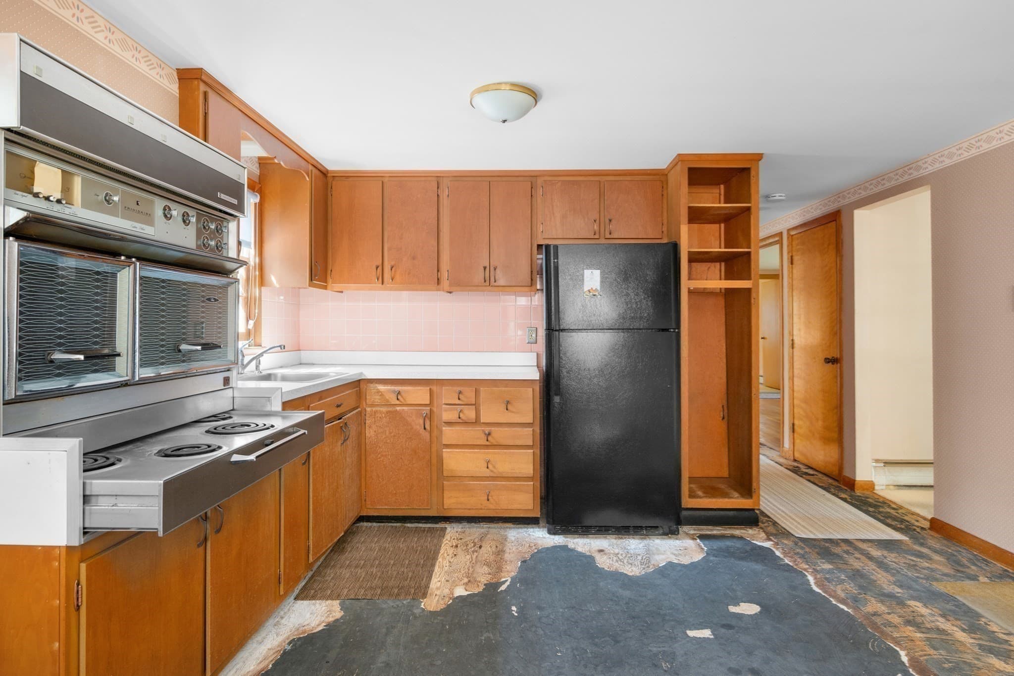 Single Family Residence at 61 Laurel Rd, Barnstable MA 02632, Barnstable, photo 12 of 38