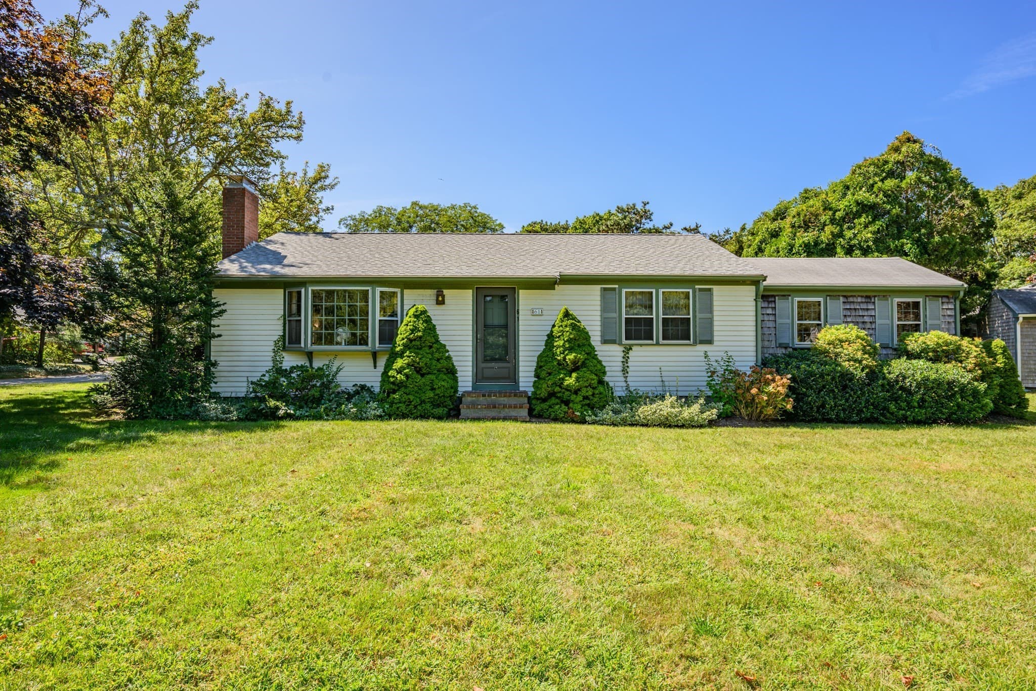 61 Laurel Rd, Barnstable MA 02632