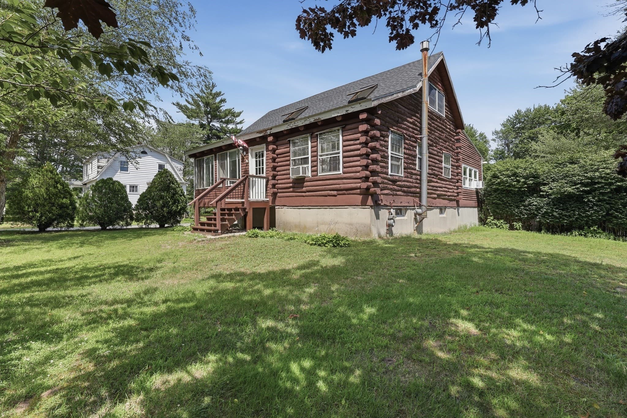 5 Ferry Road, Salisbury MA 01952